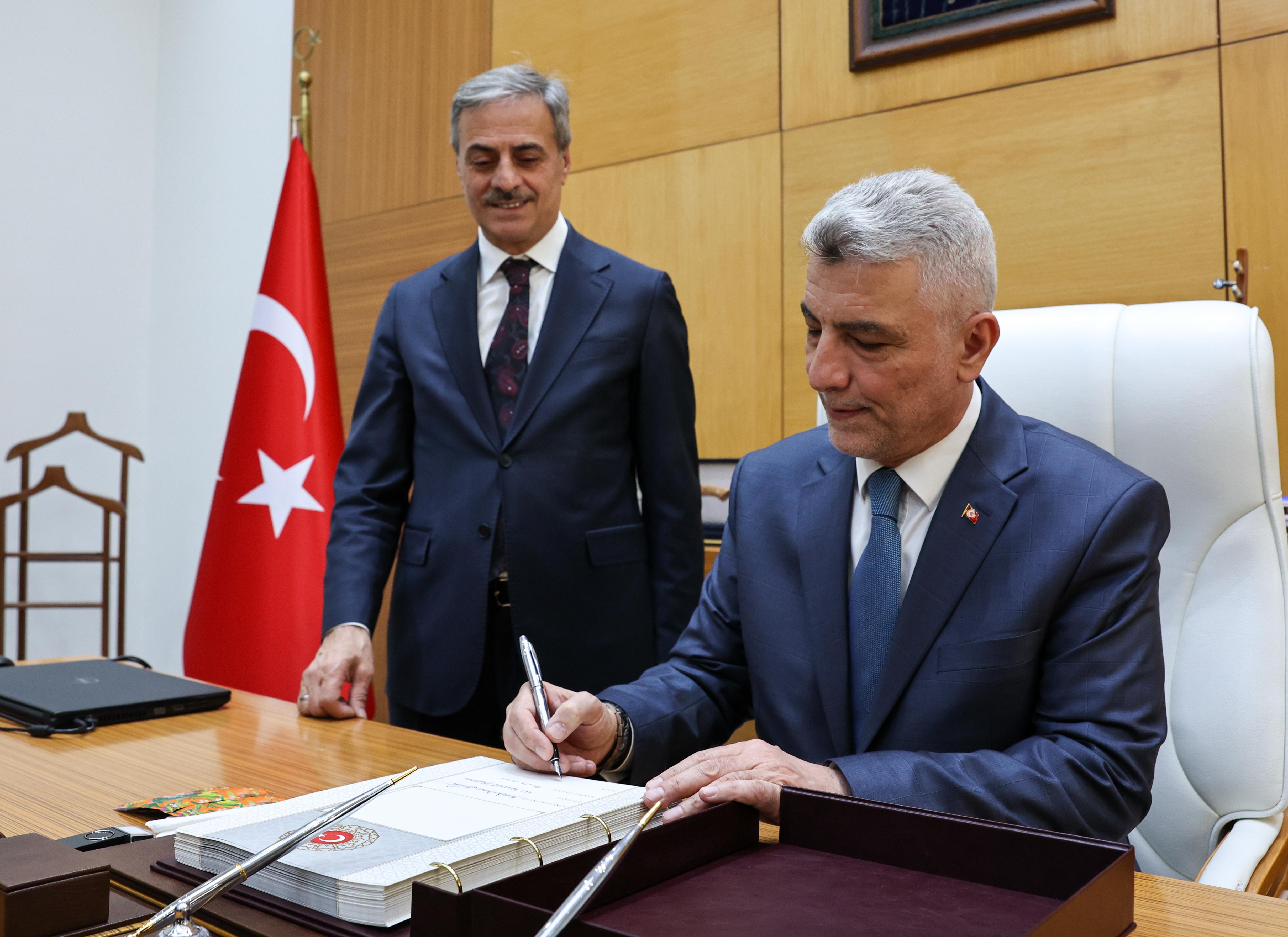 Başkan Alemdar: “Kentsel dönüşümde somut adımlar atmaya hazırlanıyoruz”