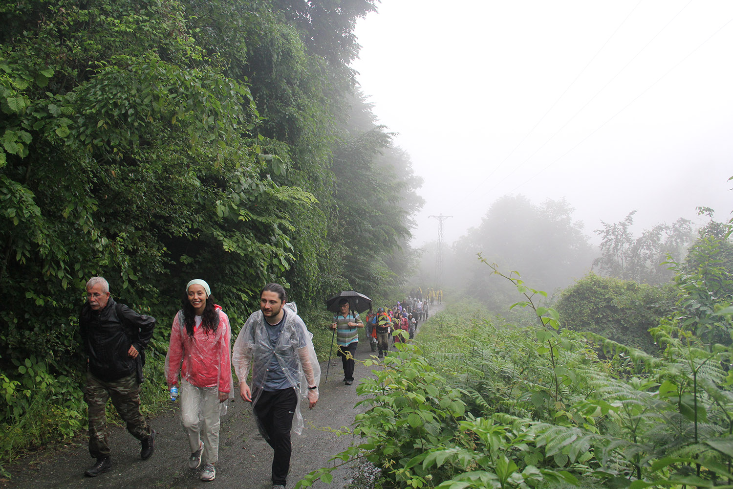 Doğa tutkunlarının bu haftaki adresi Doğançay Şelalesi oldu