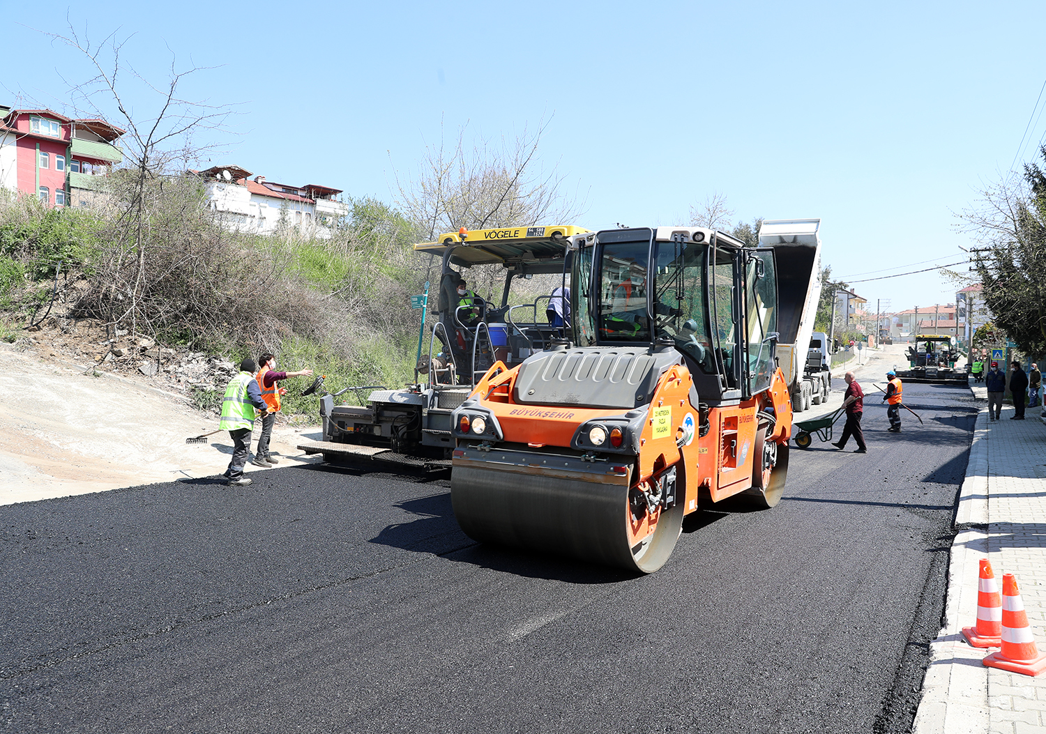 Erenler Türbe Caddesi yeni yüzüne kavuşuyor