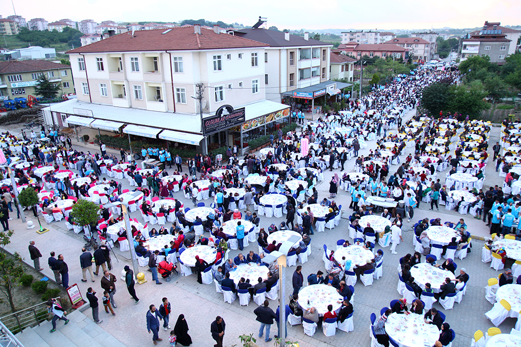 Kardeşlik sofraları 110 bin Sakaryalıyı misafir etti