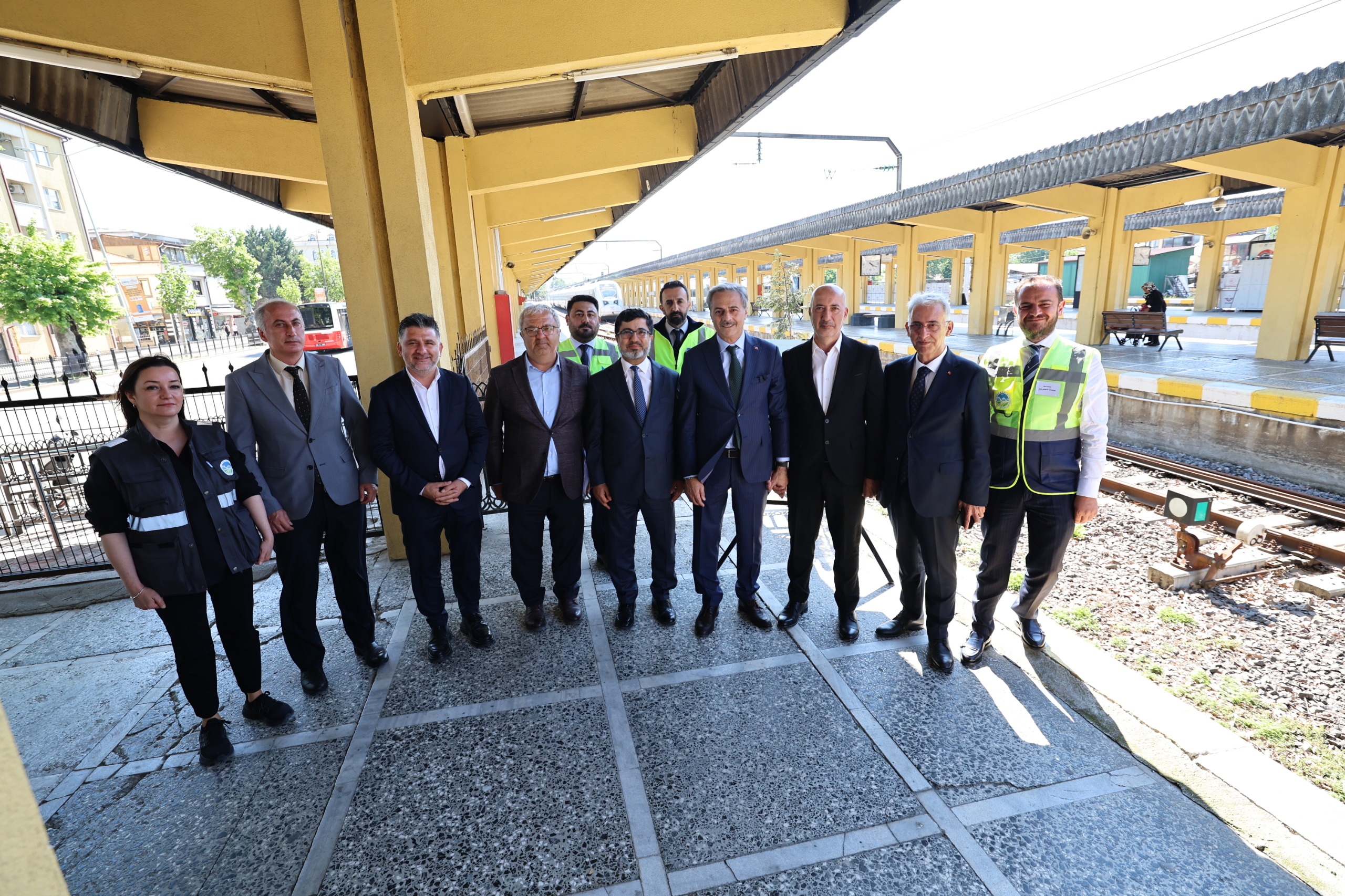 Yusuf Alemdar yeraltına alınacak tren raylarının yerine yapılacak projeyi ilk kez açıkladı: “Sakarya için tarihi bir yatırım daha başladı”