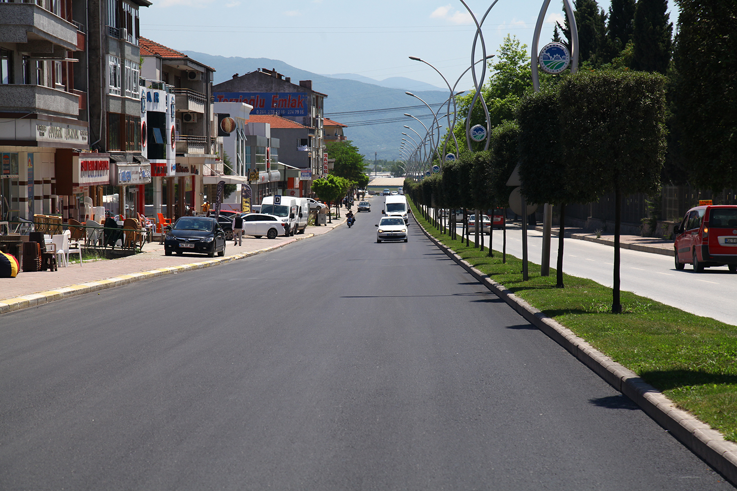 Orhangazi Caddesi asfaltla buluştu