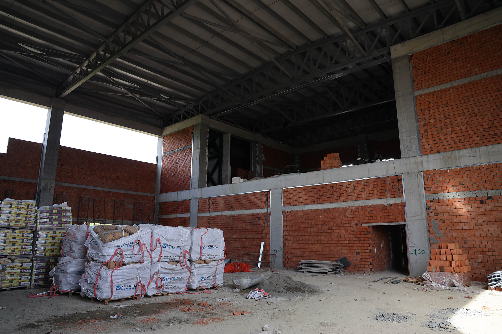 Kaynarca’da gençlerin dört gözle beklediği proje adım adım sona yaklaşıyor