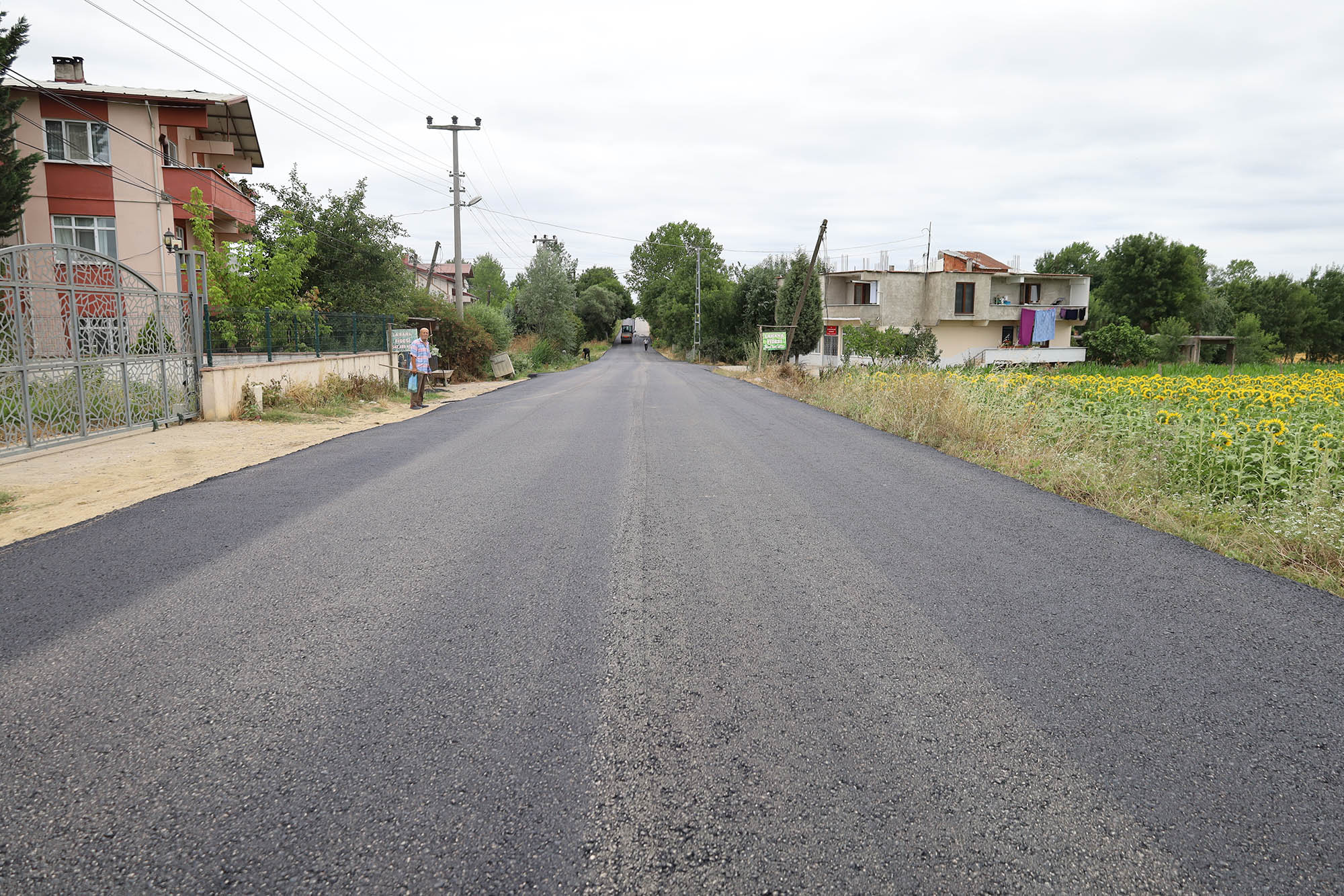 Büyükşehir’den Kaynarca’da asfalt hamlesi: 5 farklı güzergâhta 10 bin metrelik hat sil baştan…