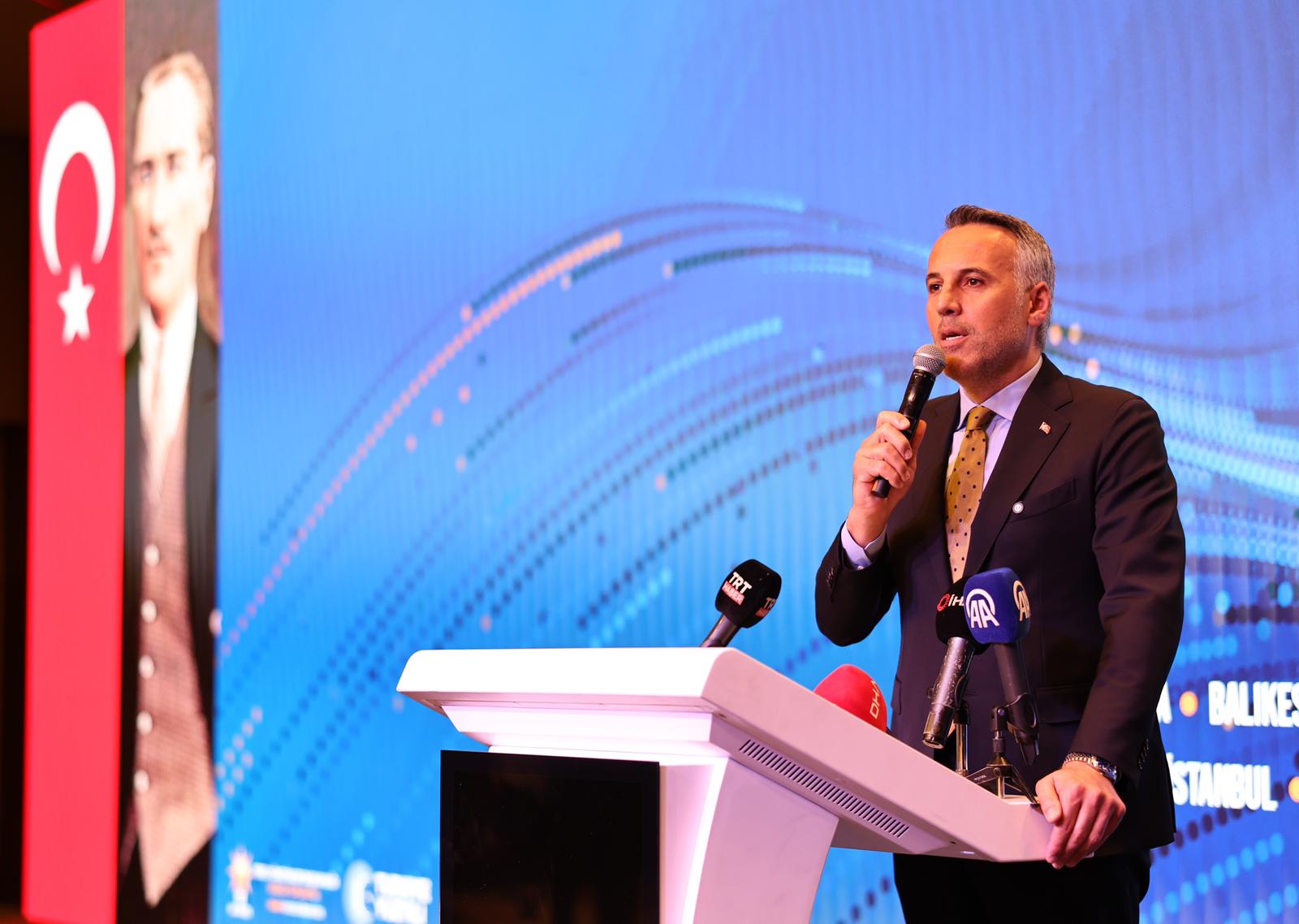 16 şehir, 111 belediye başkanıyla AK Parti’nin hizmet neferleri Sakarya’da