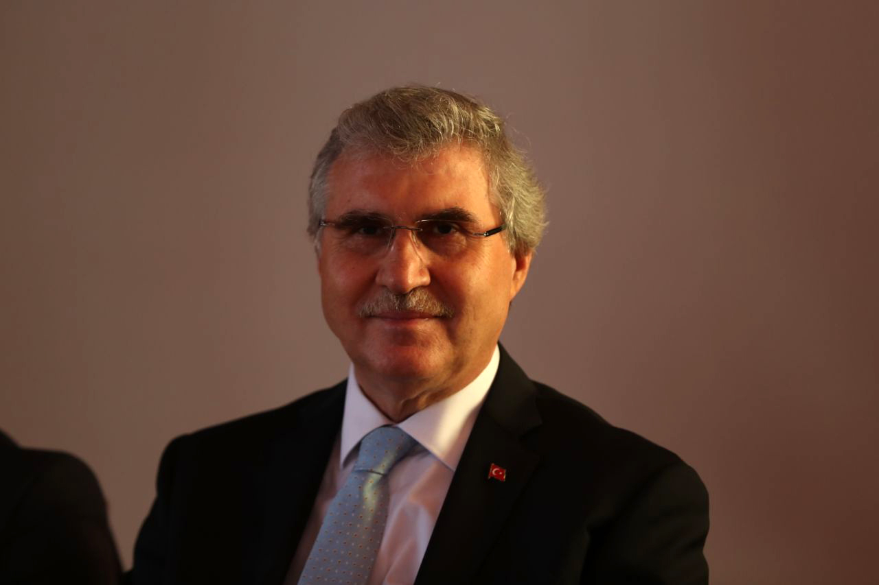 “Hendek’in öncelikli ihtiyaçları hızla giderilecek”