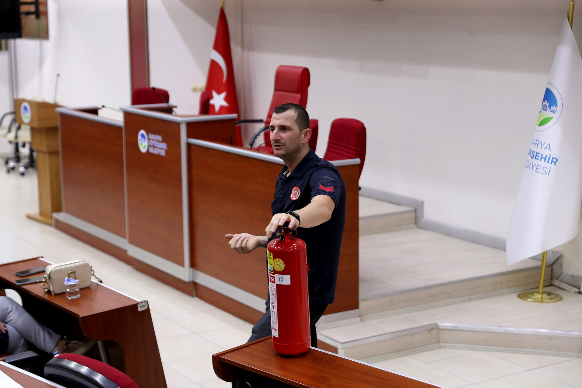 Büyükşehir çalışanları ‘ateşe müdahaleyi’ öğrendi