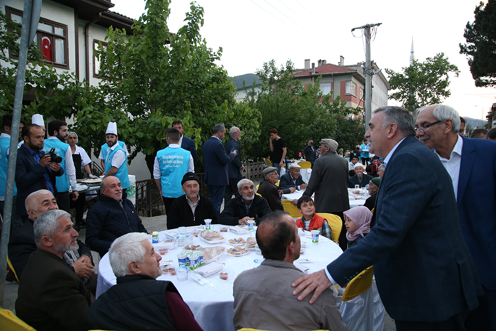 Sofralar bu kez Taraklı’da kuruldu