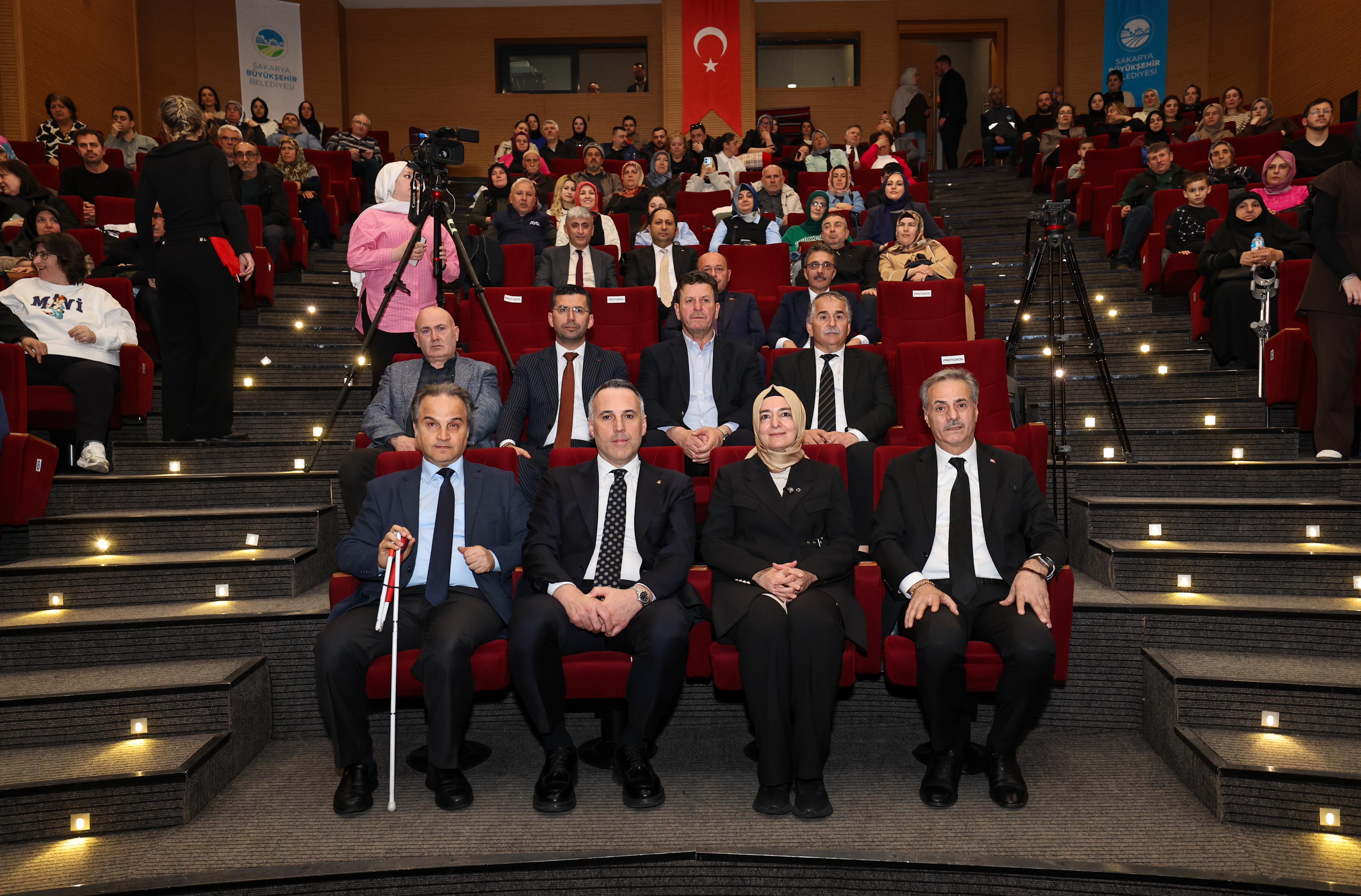 Cumhurbaşkanı Erdoğan'dan ödül alan projeyle Sakarya'da ulaşımda engeller kalktı: “Engelsiz bir şehir için gayretle çalışıyoruz”