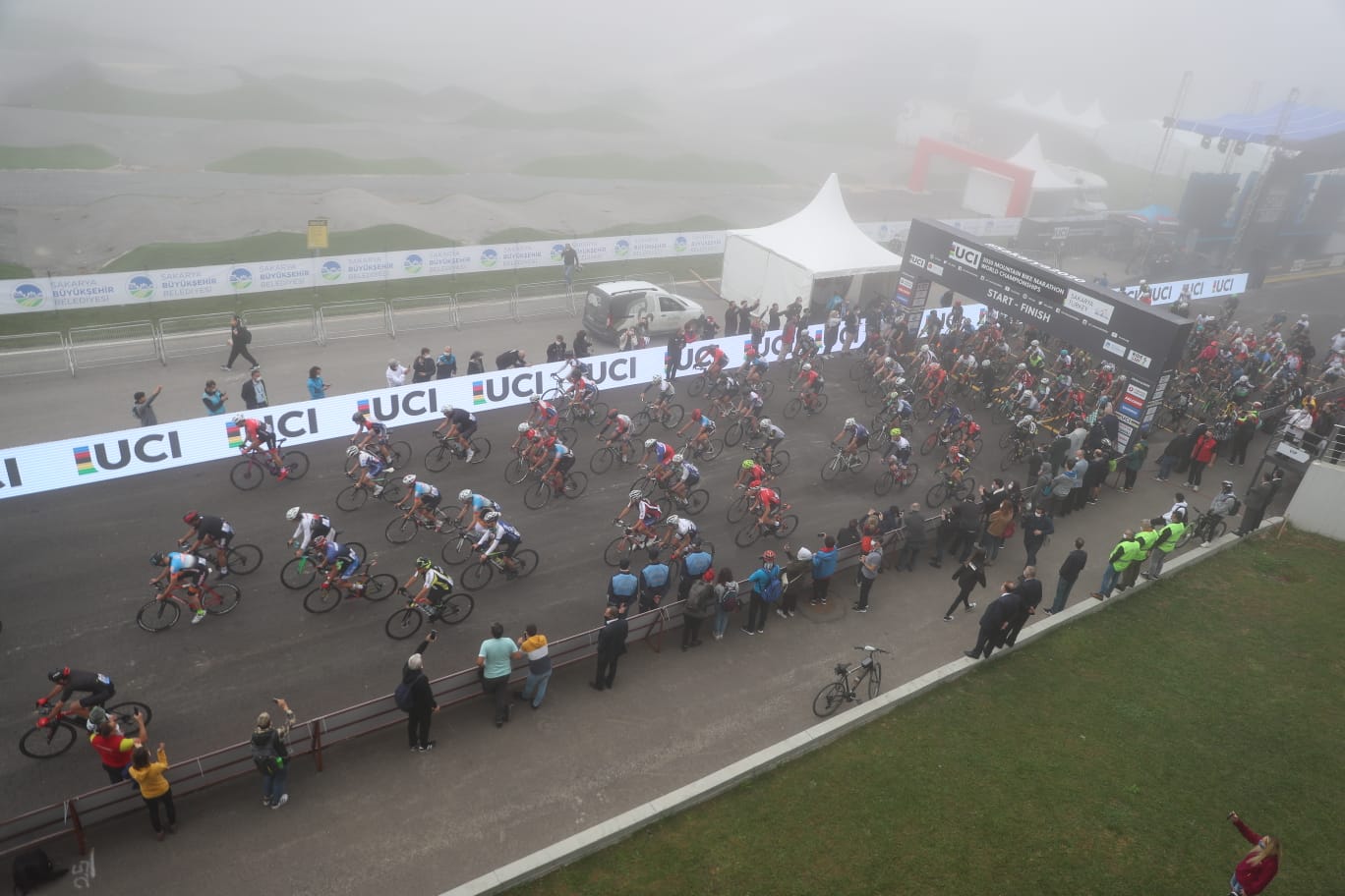 Şampiyona heyecanı Gran Fondo yarışları ile başladı