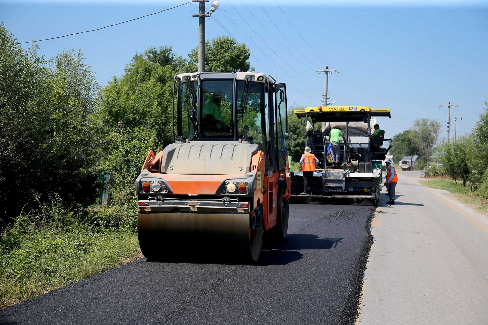 Büyükşehir tarihi yolda çalışmalarına devam ediyor