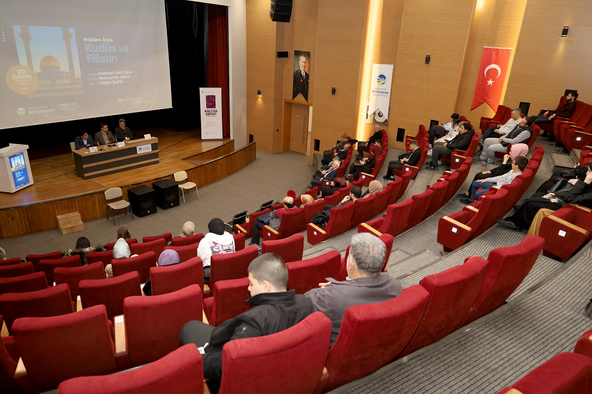 Dünden bugüne Kudüs: “Zengi’nin bir hayali Eyyubi’ye diğeri ise Fatih’e nasip oldu”