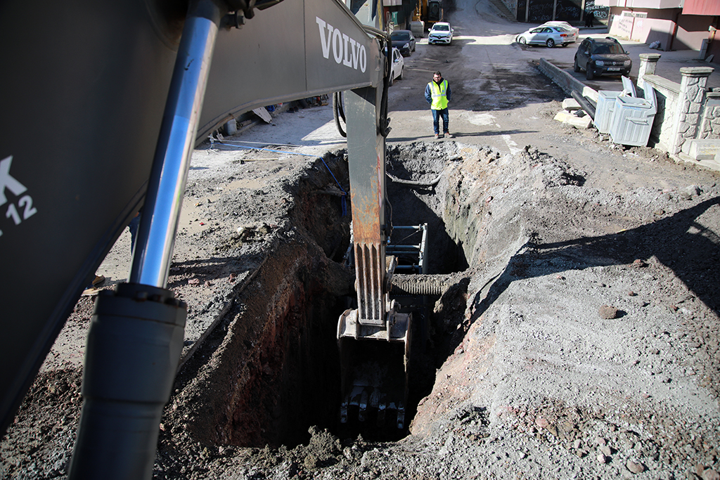 Serdivan’ın tüm altyapısı yenileniyor