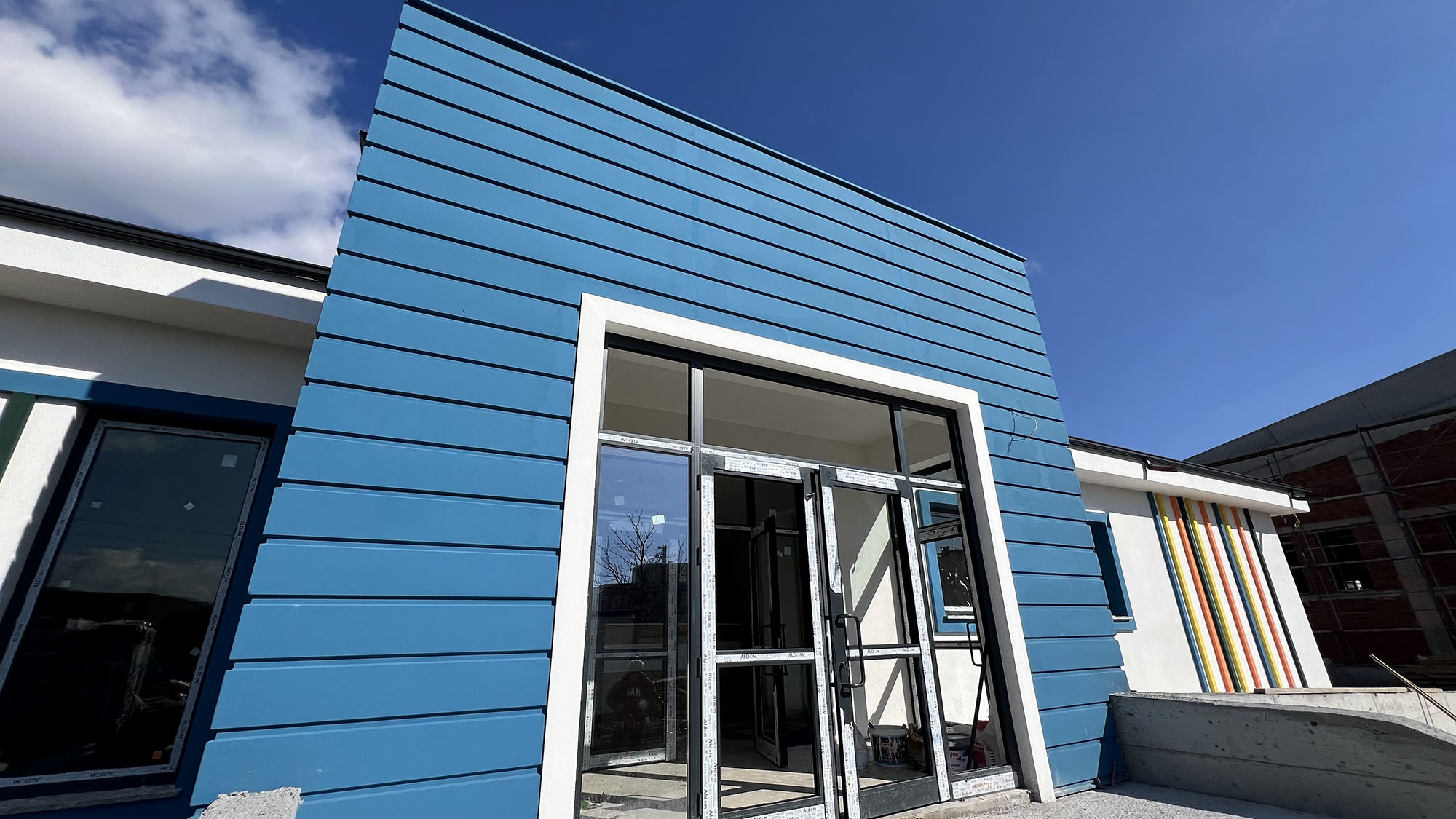 Arifiye’de binlerce genci heyecanlandıran ilerleyiş: Havuzun yaz sezonunda kapılarını açması hedefleniyor