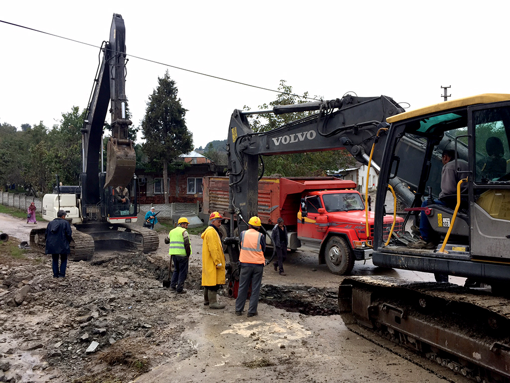 Gözler 24 Saat Suyun Üzerinde