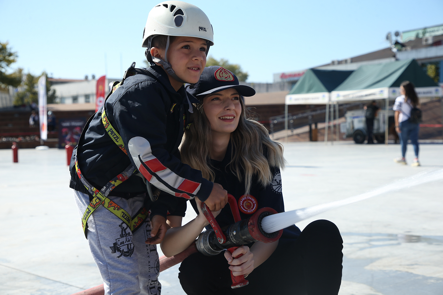 “İtfaiye teşkilatımız güçlenerek hizmetlerine devam edecek”