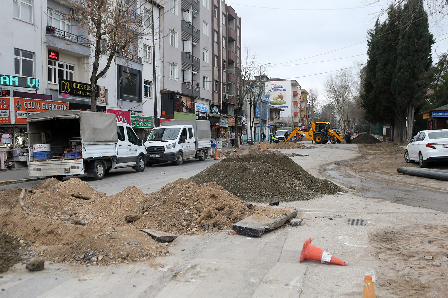 Çark Caddesi’nde dönüşüm altyapıyla başladı