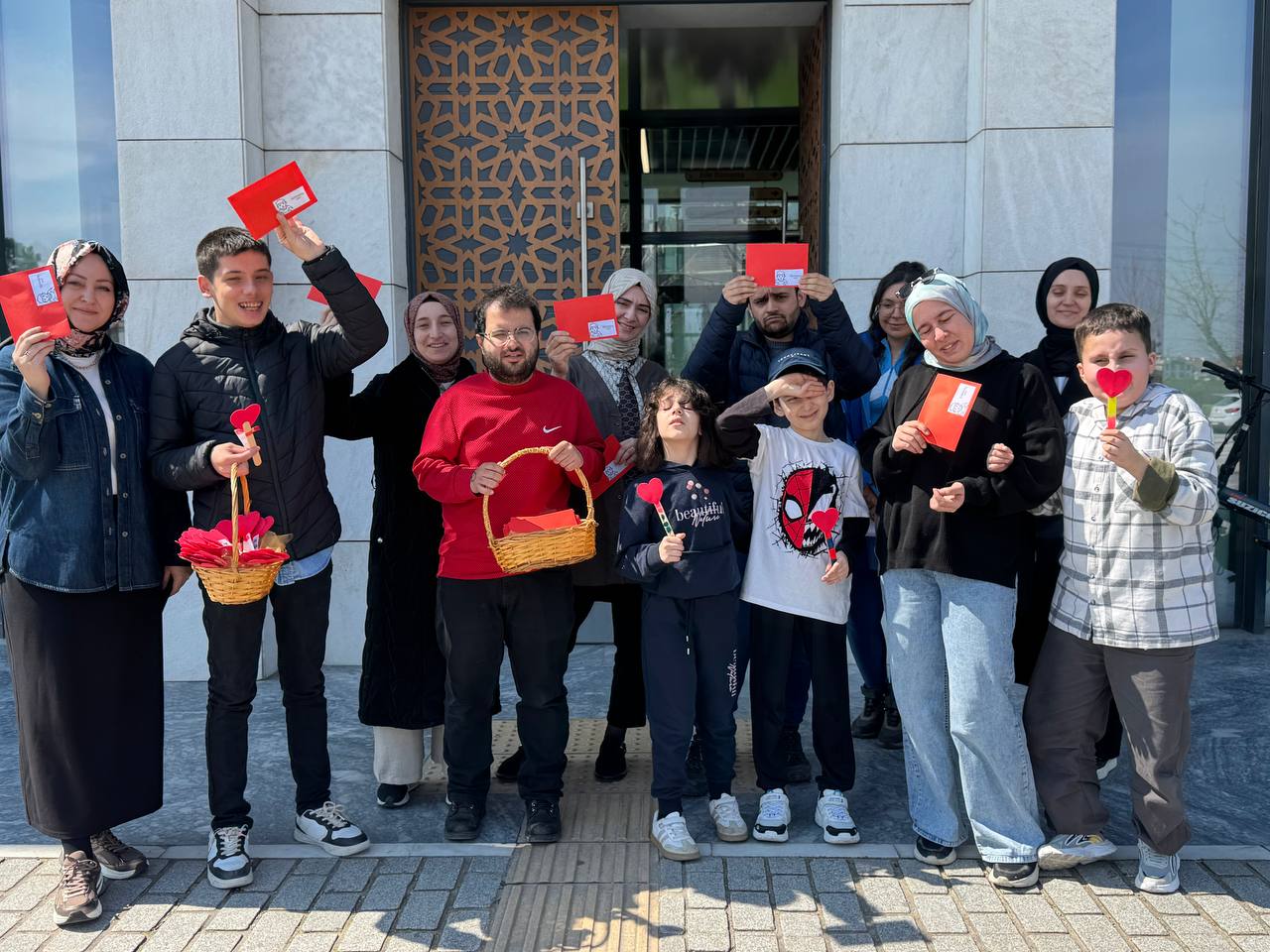 Doğaya dokunan eller, farkındalıkla büyüyen nesiller