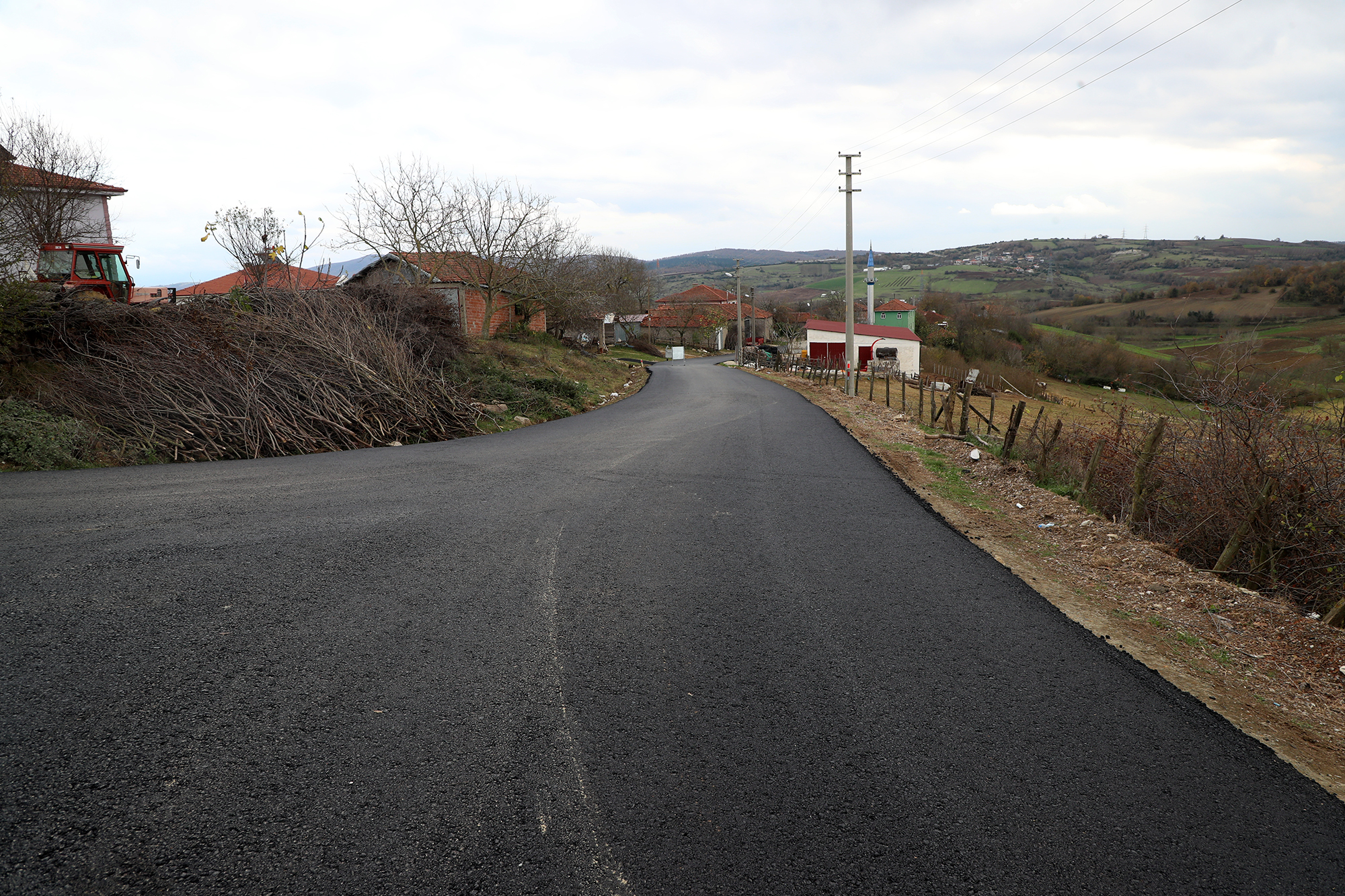 Kaynarca’da asfalt işlemleri sürüyor