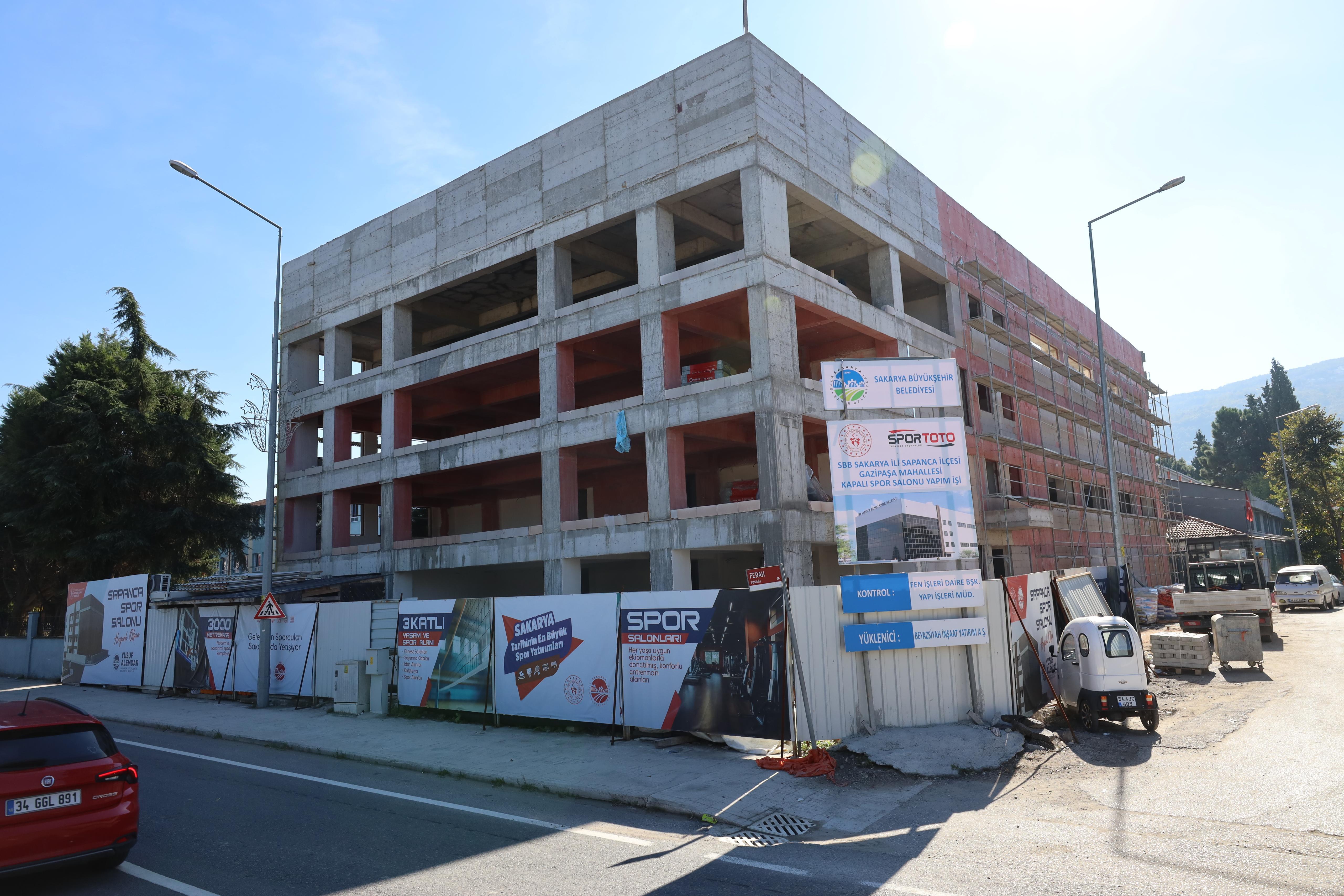Sapanca’da gençlerin yeni merkezi yükseldi