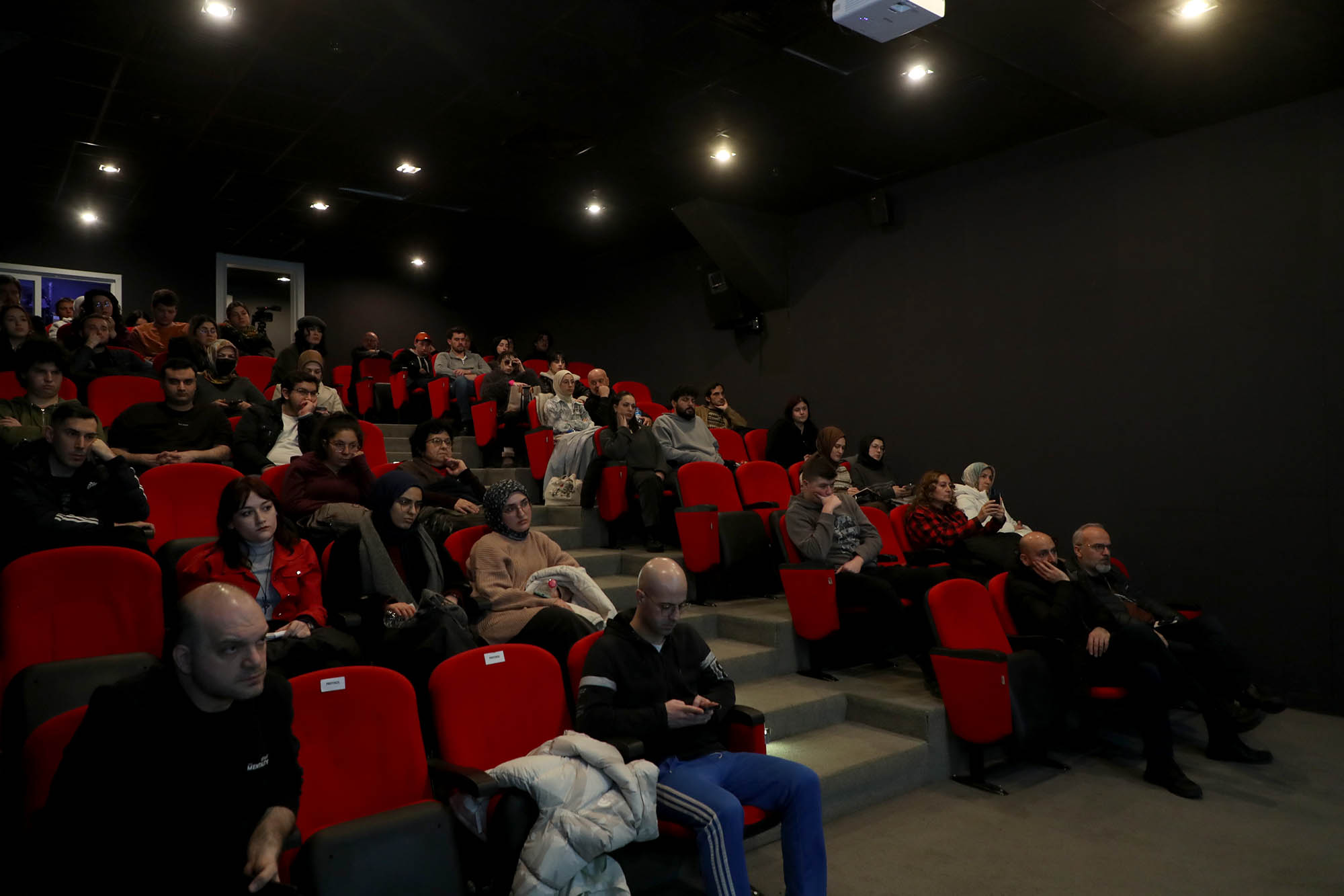 Film tutkunları OSM’de Bergman sinemasının derinliklerine indi 