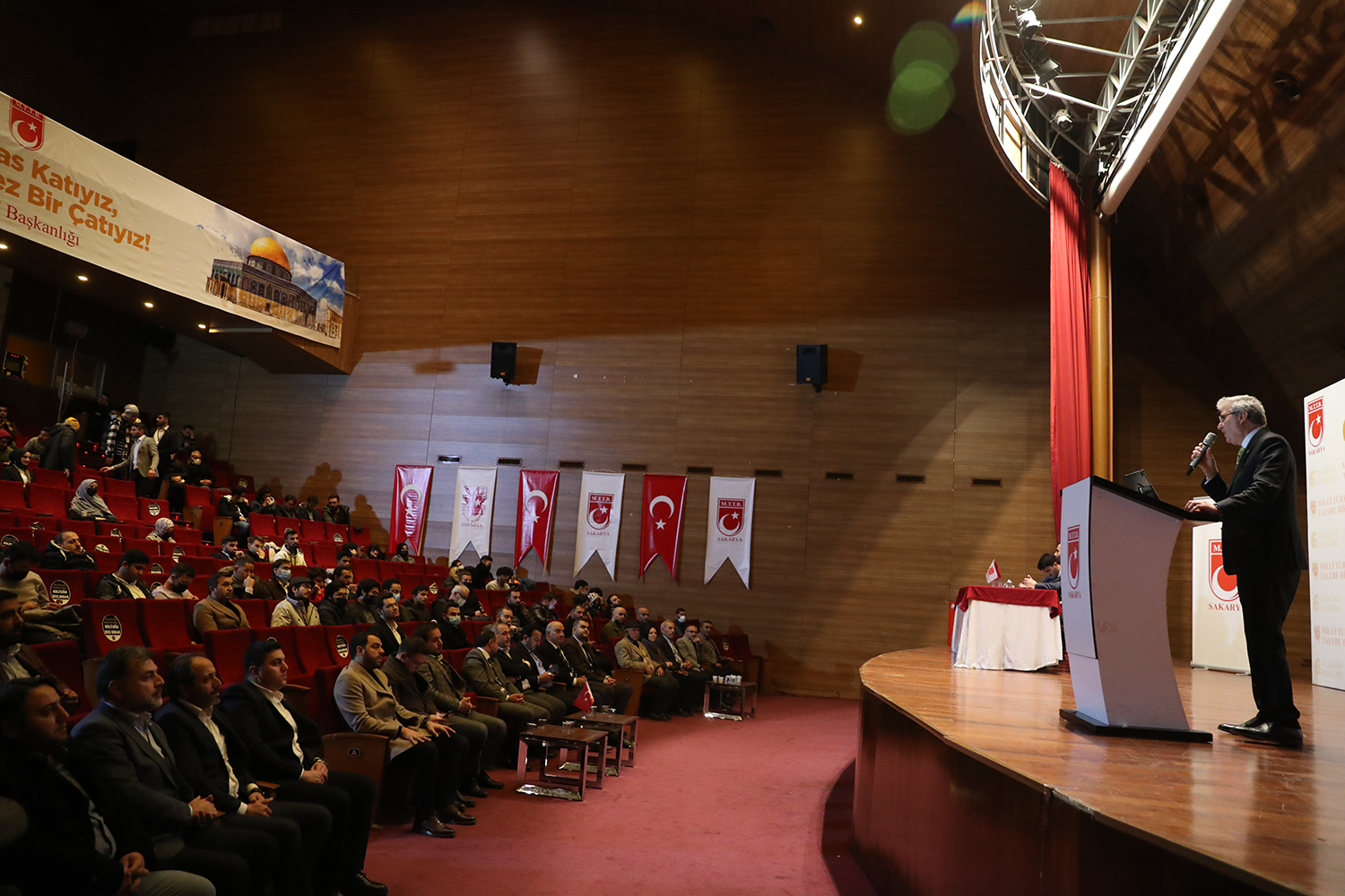 “Ülkemizin başarılarını gençler zirveye taşıyacak”