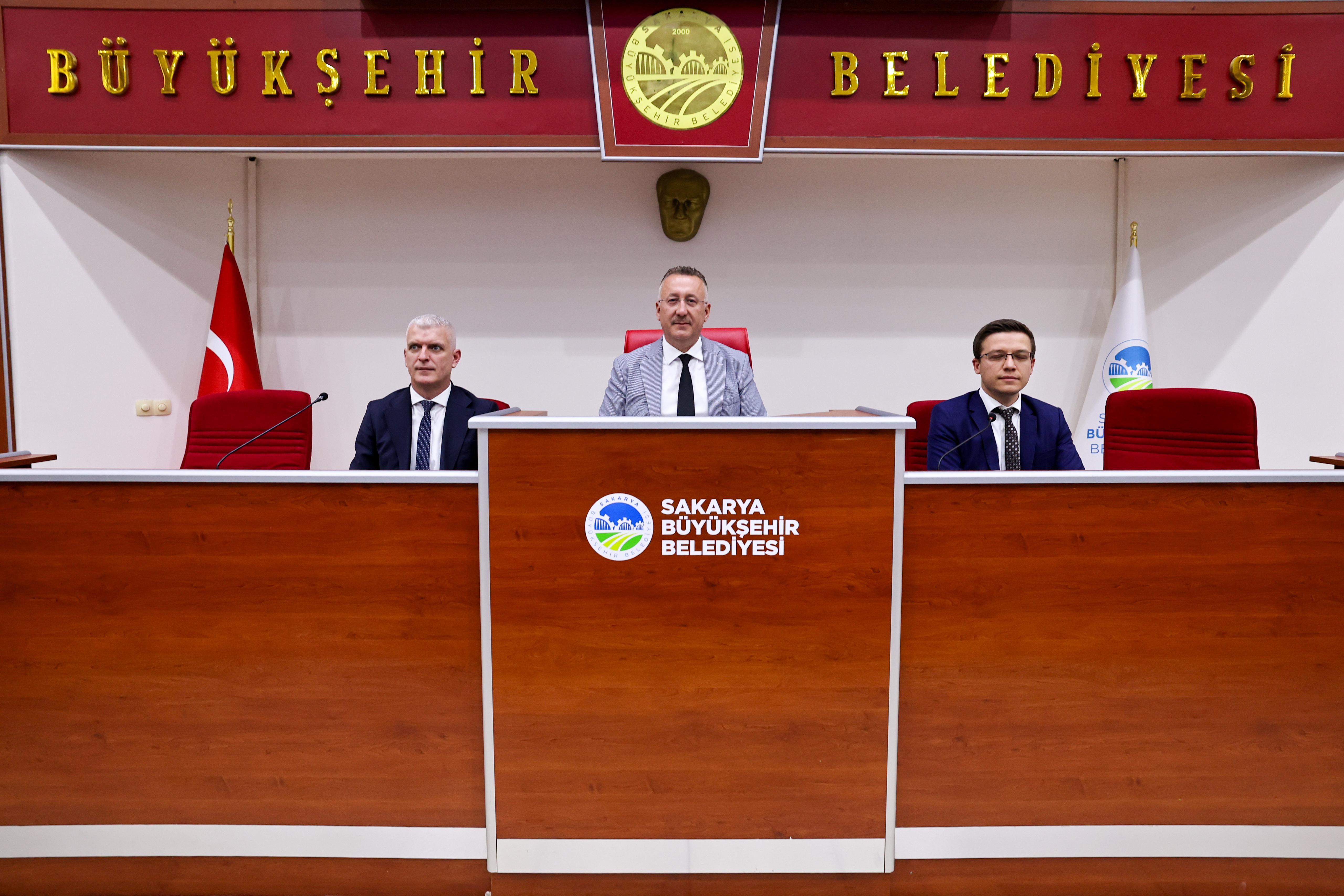 Ulaşımda öğrenciler için ücretsiz seyahat ve indirim: “Müjdelerimiz devam edecek”