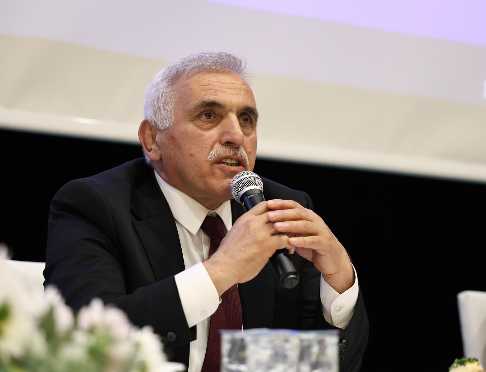 “Her anımızı şehrimizin geleceği ve insanımıza hizmet gündemiyle yaşıyoruz”