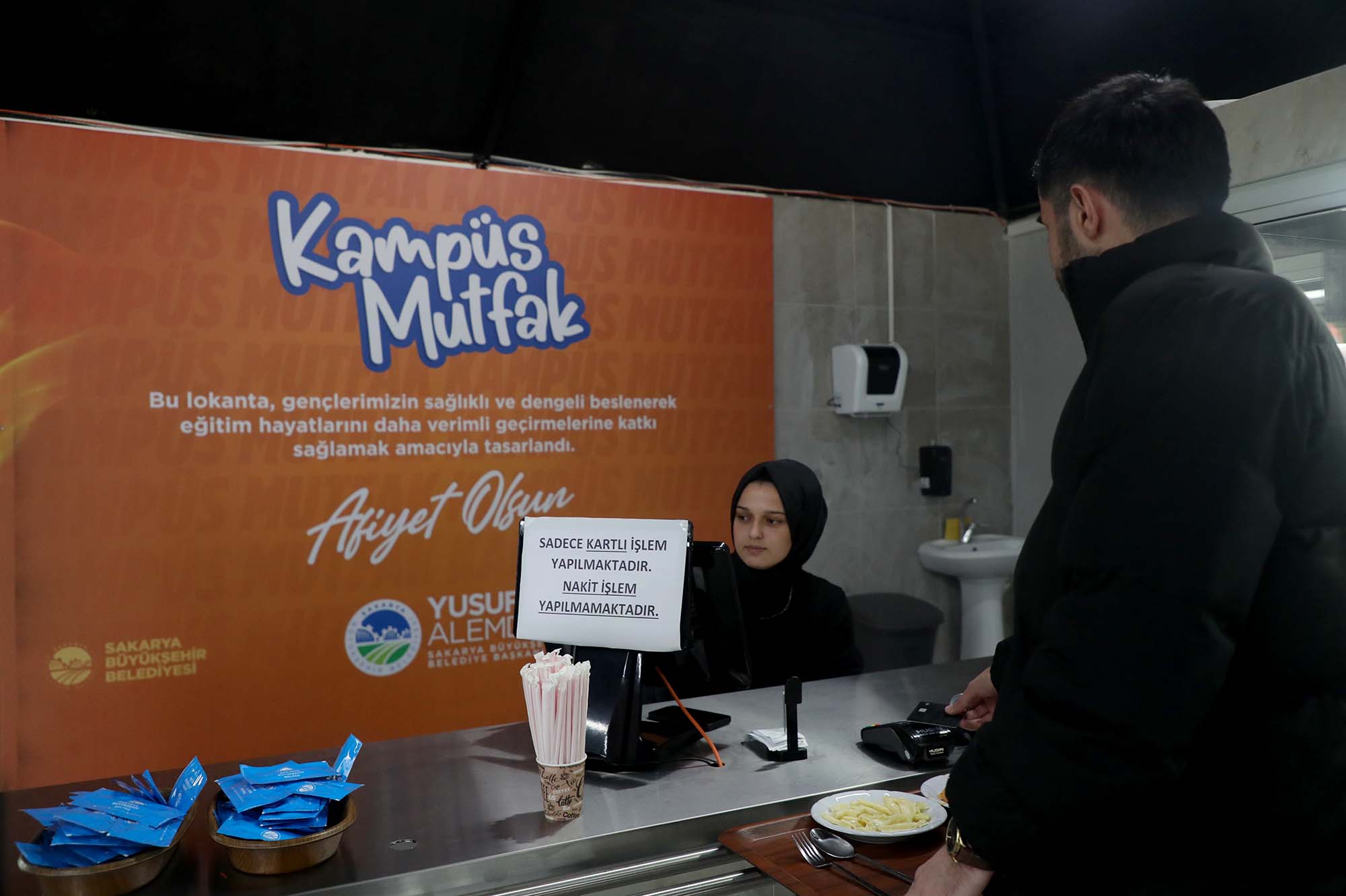 Kampüs Mutfak ilk haftadan gençlerin ilgi odağı oldu
