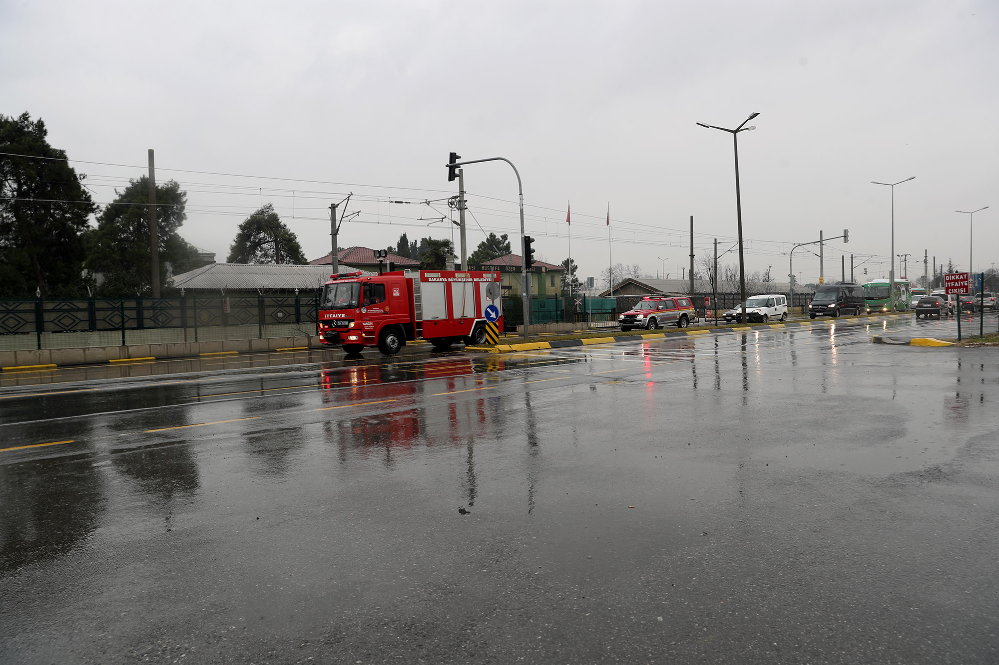 Afet bölgesinde ‘umuda giden’ yolu onlar kazmıştı