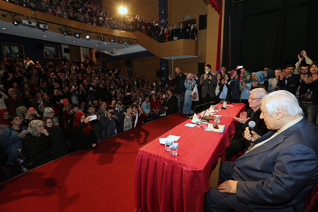 Kalbi ve Kapısı Herkese Açık Güzel İnsan