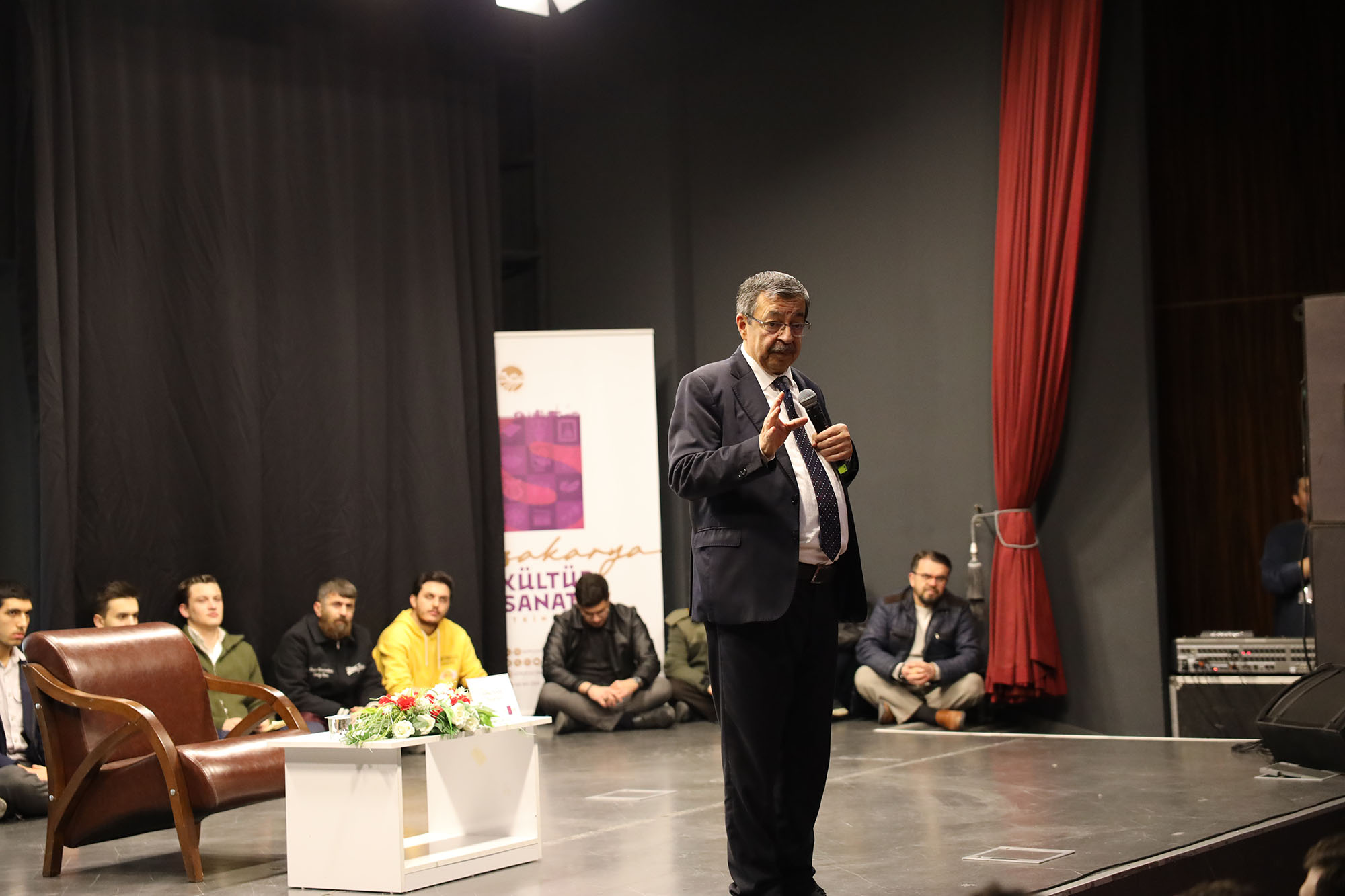 Hayati İnanç Sakarya’da: “Geçmişin en derin hatıraları Ramazan’a aittir”