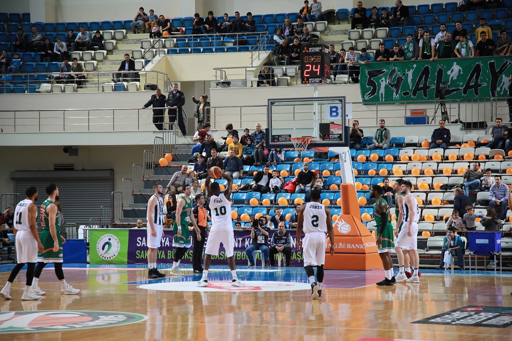 Büyükşehir’den Banvit galibiyeti