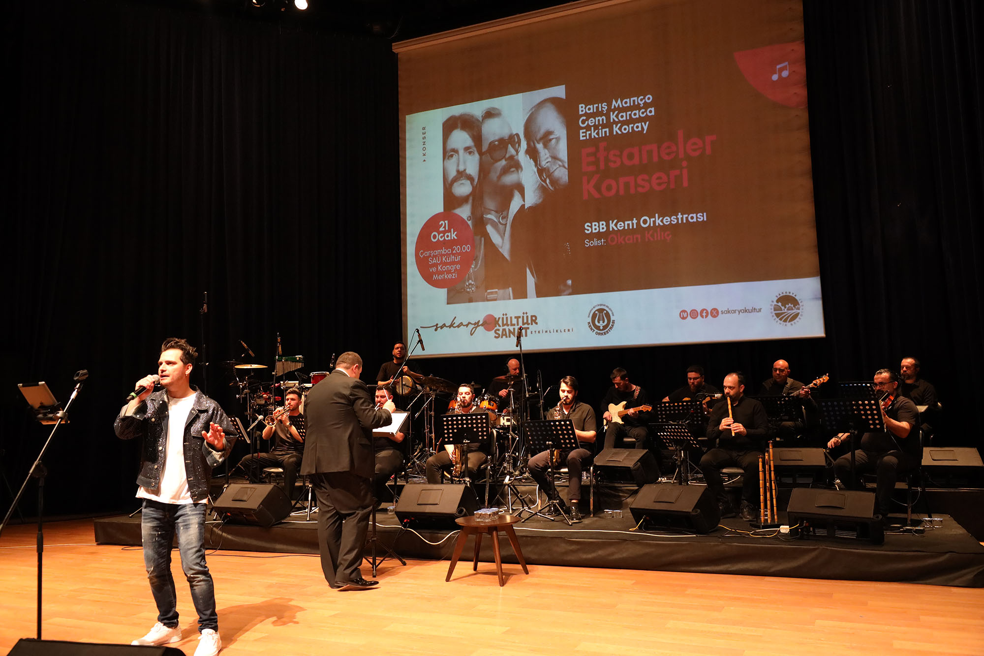 Türk Rock Müziğinin efsaneleri unutulmaz bir konserle anıldı