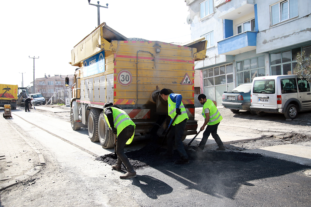 Altyapı tamam sıra asfaltta