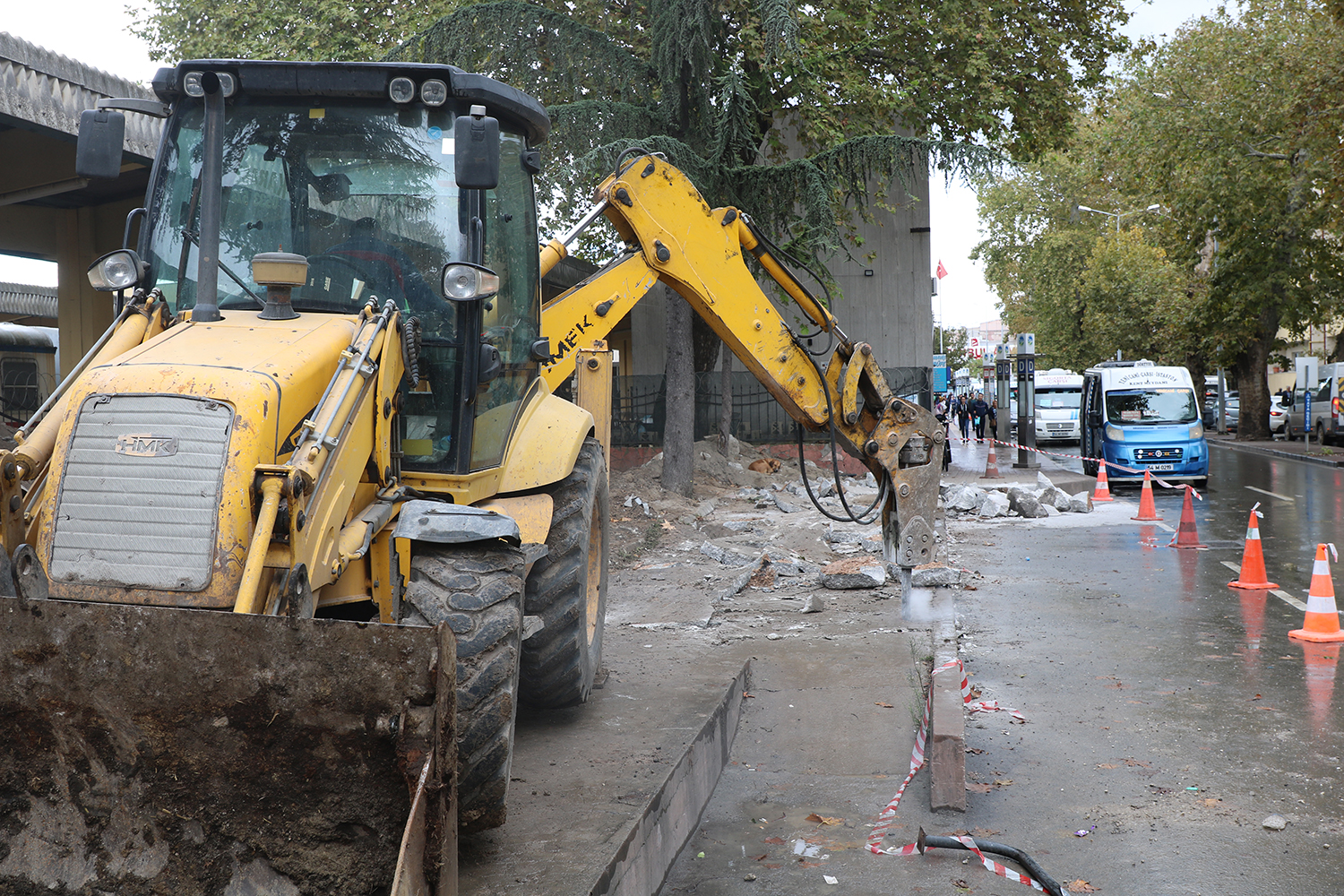 Minibüs durakları için çalışmalar başladı