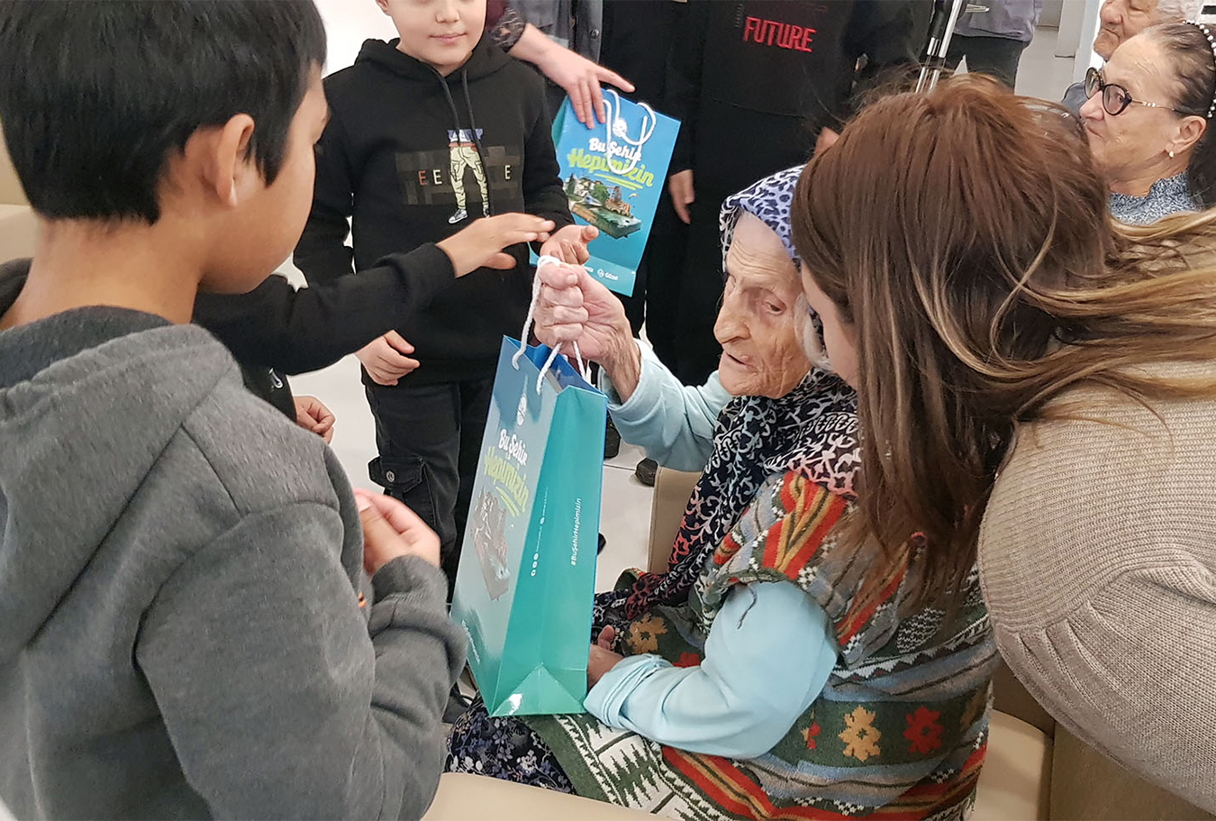 Büyükşehir’den kuşakları buluşturan anlamlı program