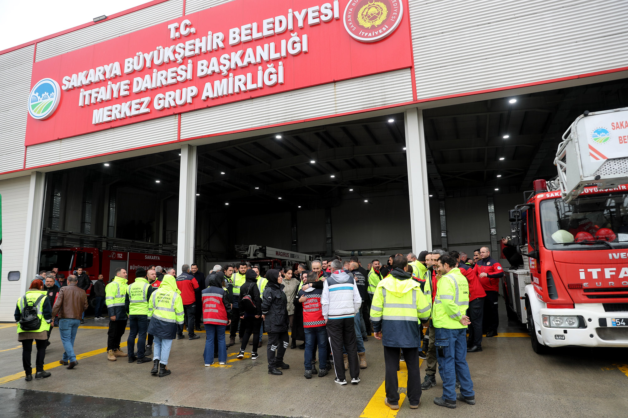 Afet bölgesinde ‘umuda giden’ yolu onlar kazmıştı