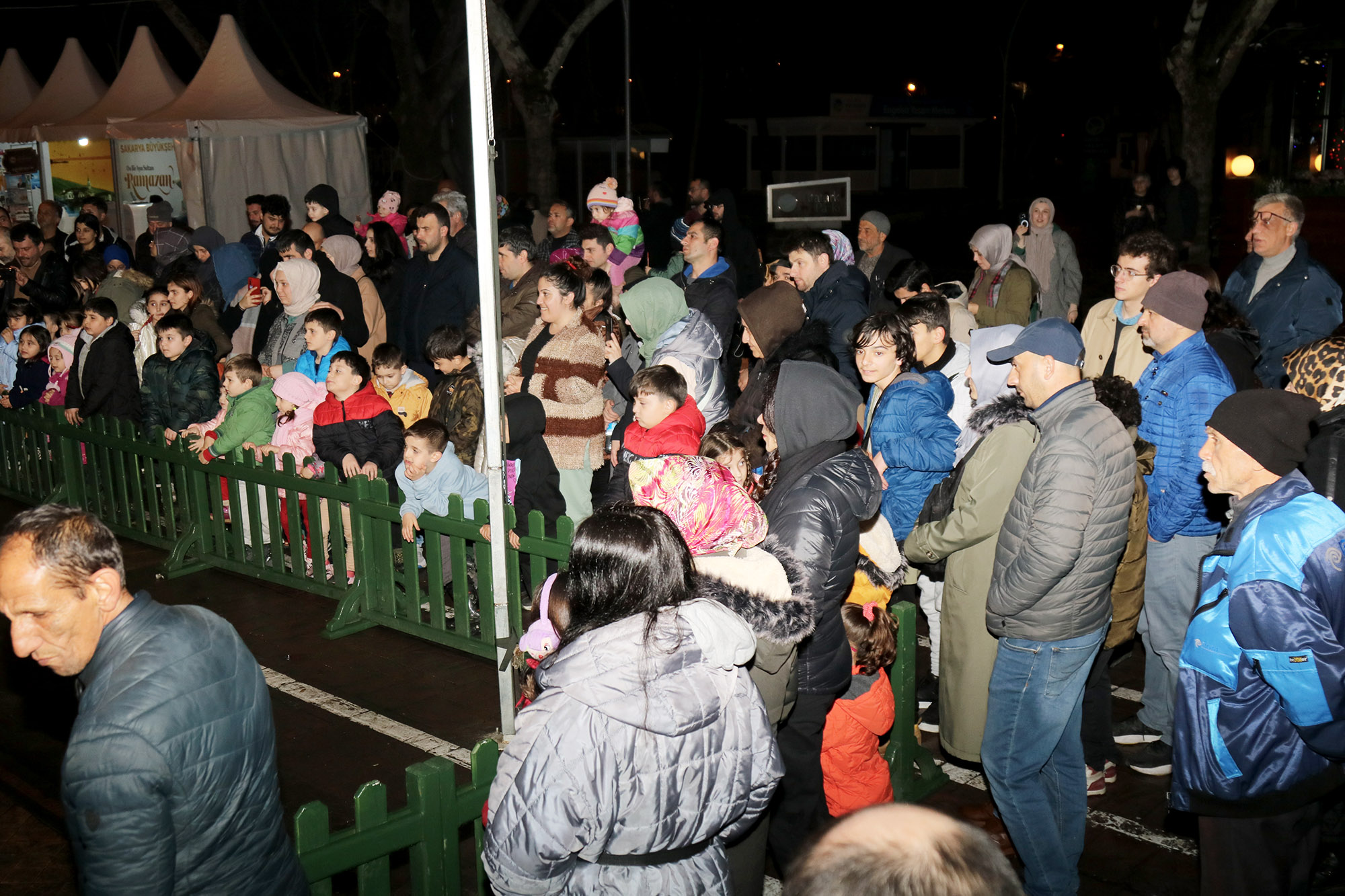 Ramazan akşamları Büyükşehir’le çok keyifli: Hacivat Karagöz sahnedeydi