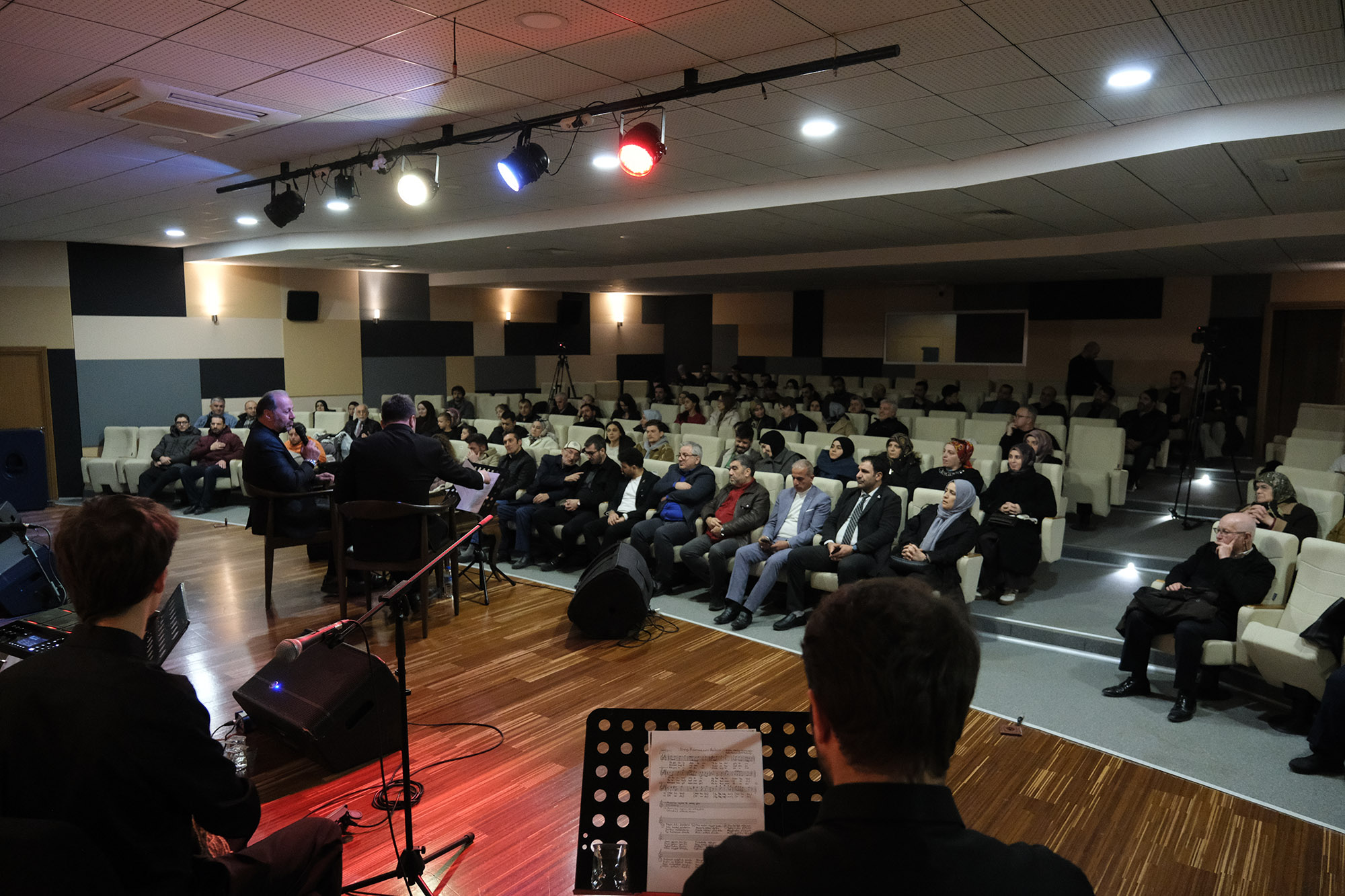 Ramazan’ın manevi atmosferi tasavvuf nağmeleriyle taçlandı