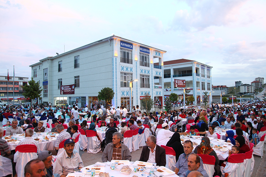 Gönül Sofraları’nın ilki Kaynarca’da kuruluyor