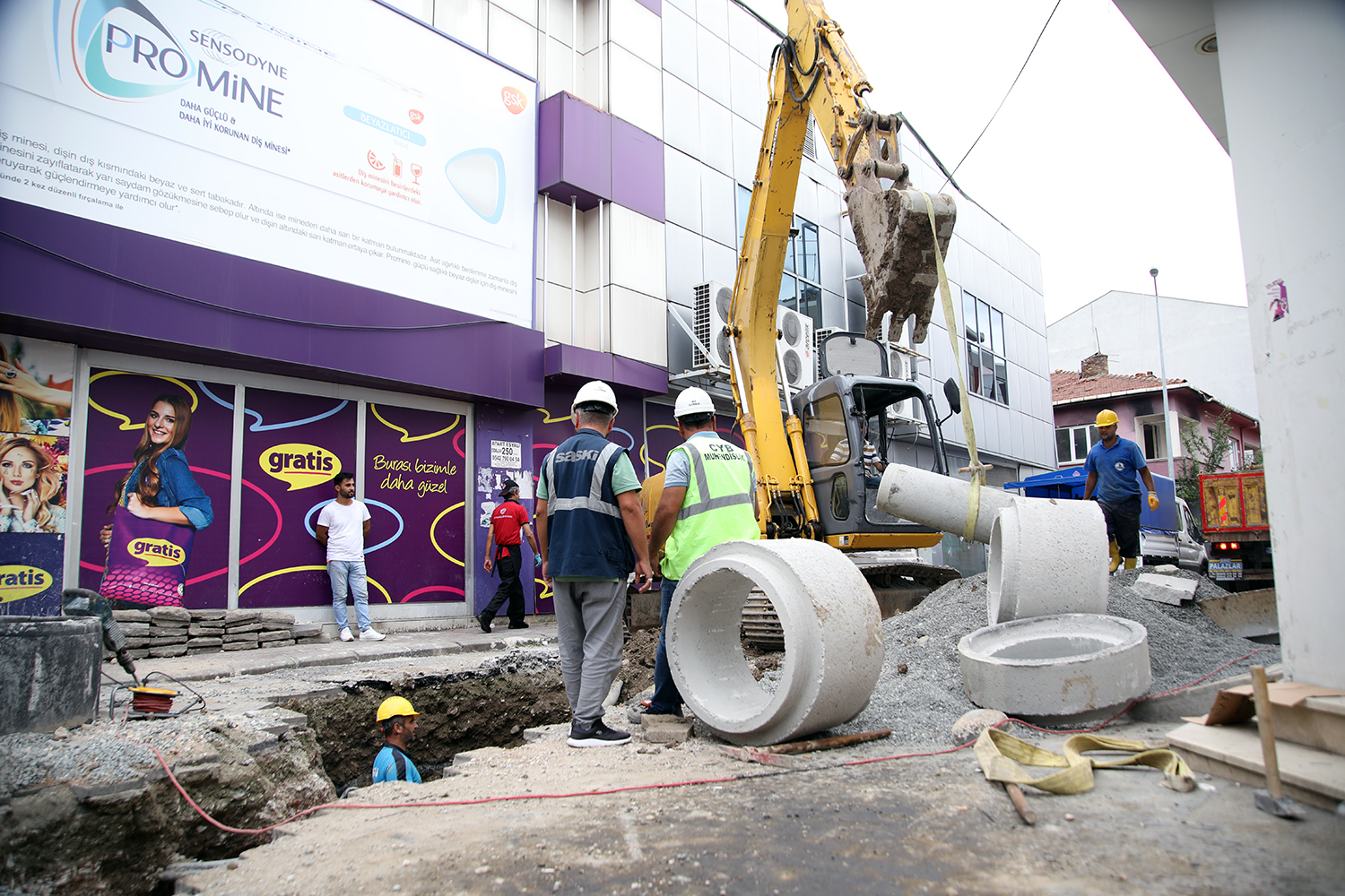 Lüleci Sokak’ta altyapı çalışmaları başladı