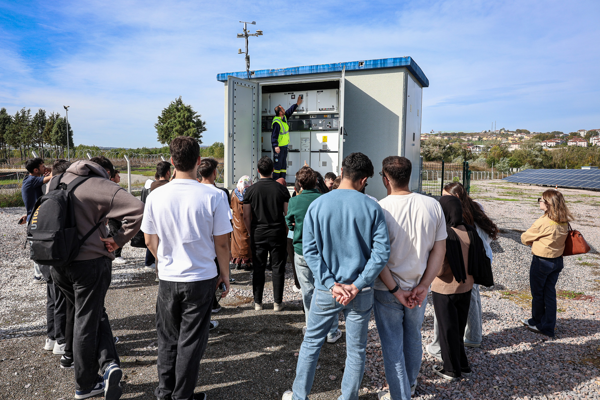Geleceğin enerji uzmanları SASKİ’nin elektrik üretim tesislerini inceledi