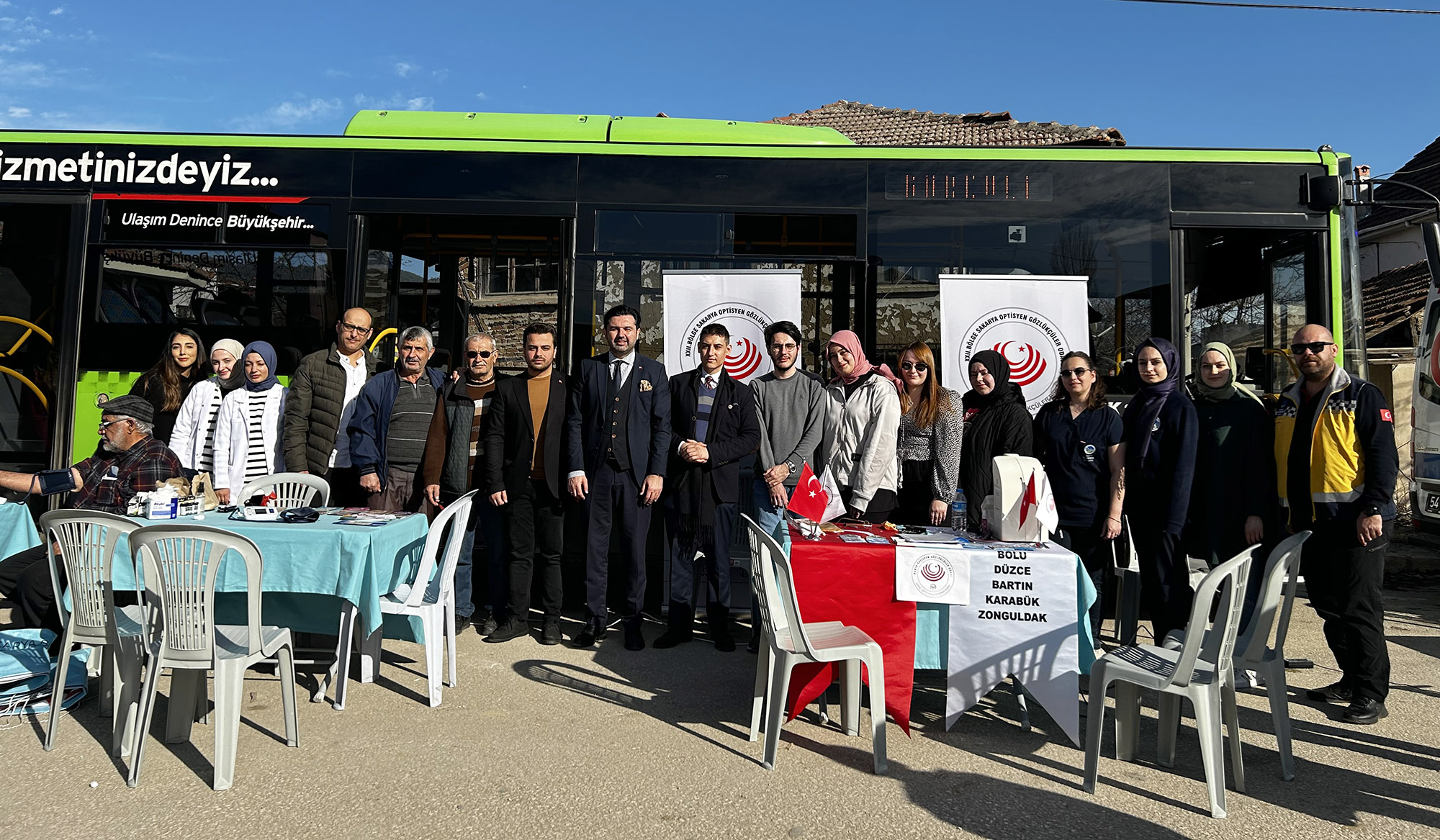 Pamukova Gökgöz ve Turgutlu’da 300 vatandaşa sağlık taraması