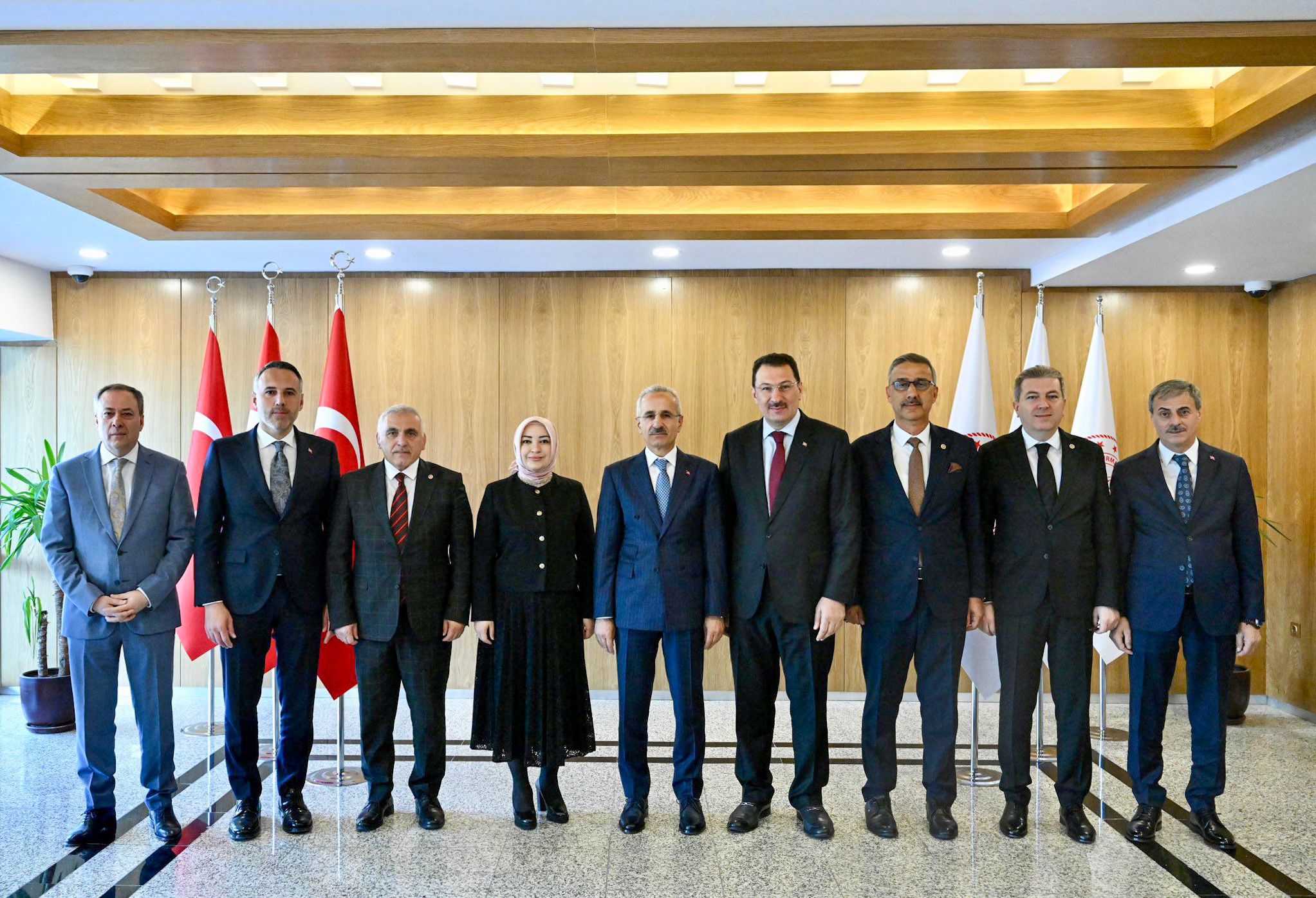 Başkan Alemdar, Ankara'da iki bakana projeleri anlattı: “En iyisi için çalışacağız”