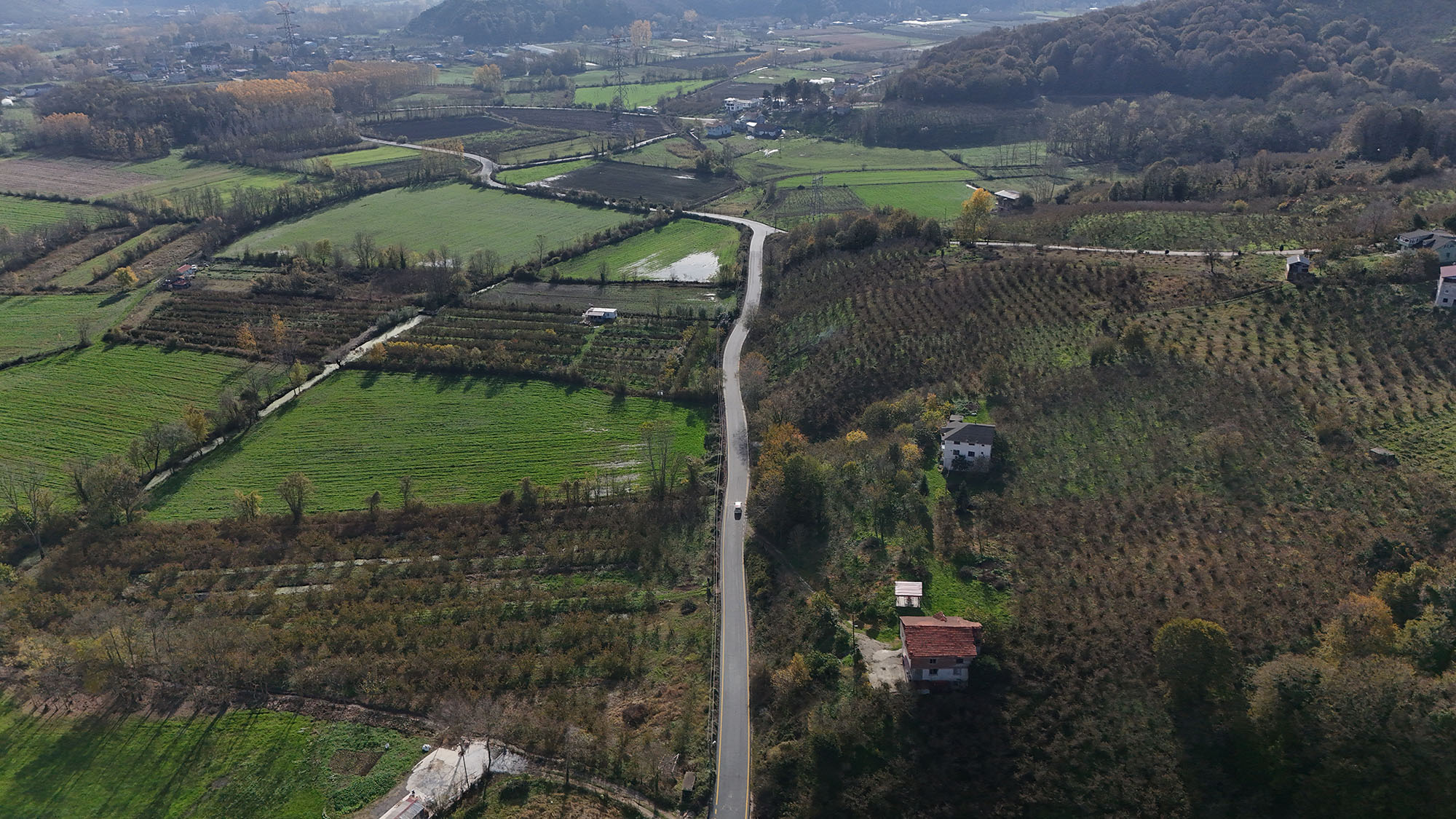 Karasu ulaşımına yön veren hummalı mesai: 4 mahallede yollar sil baştan…
