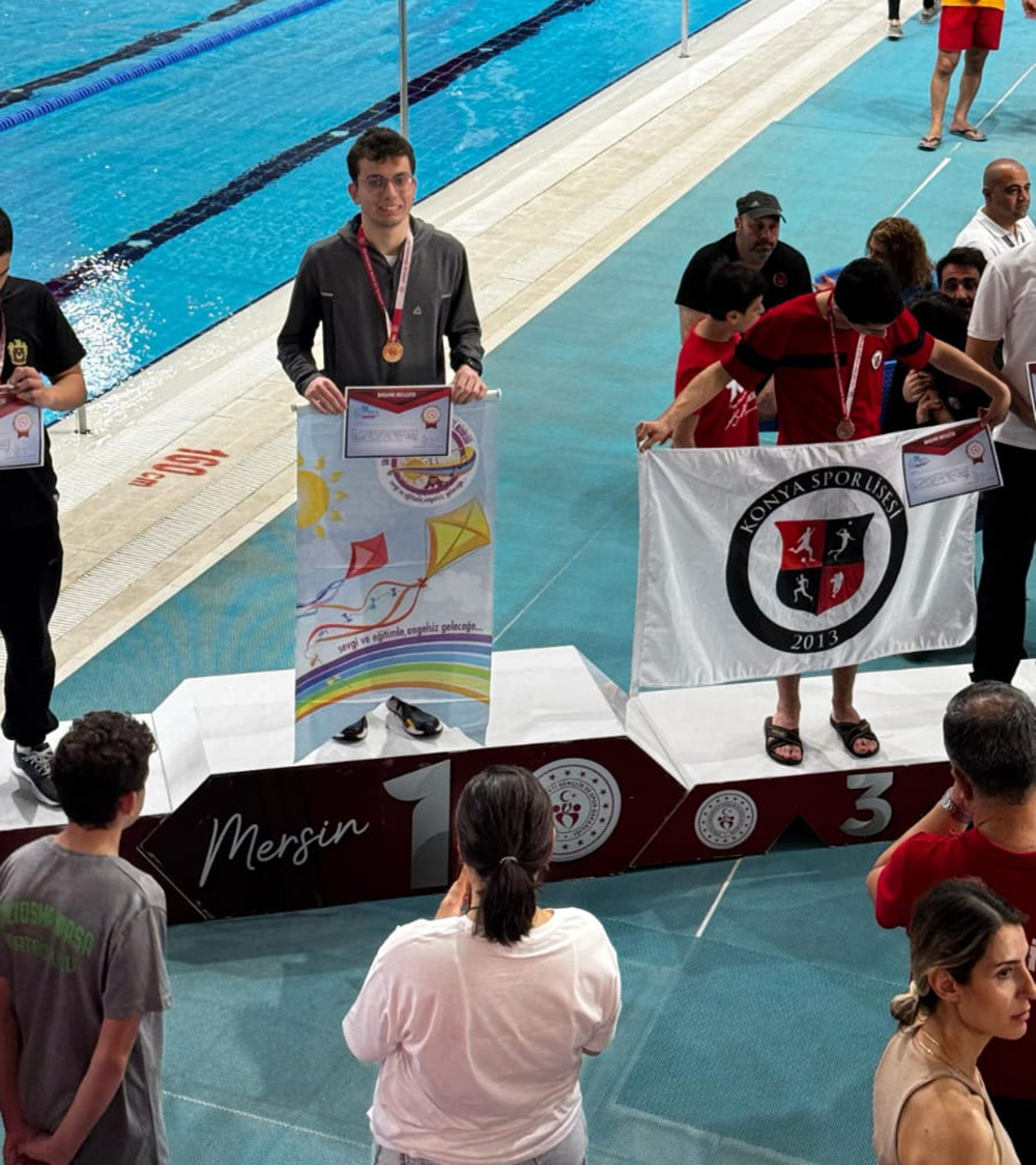 Büyükşehirli yüzücü Selim Kerem Serbest Türkiye Mersin’de tarih yazdı