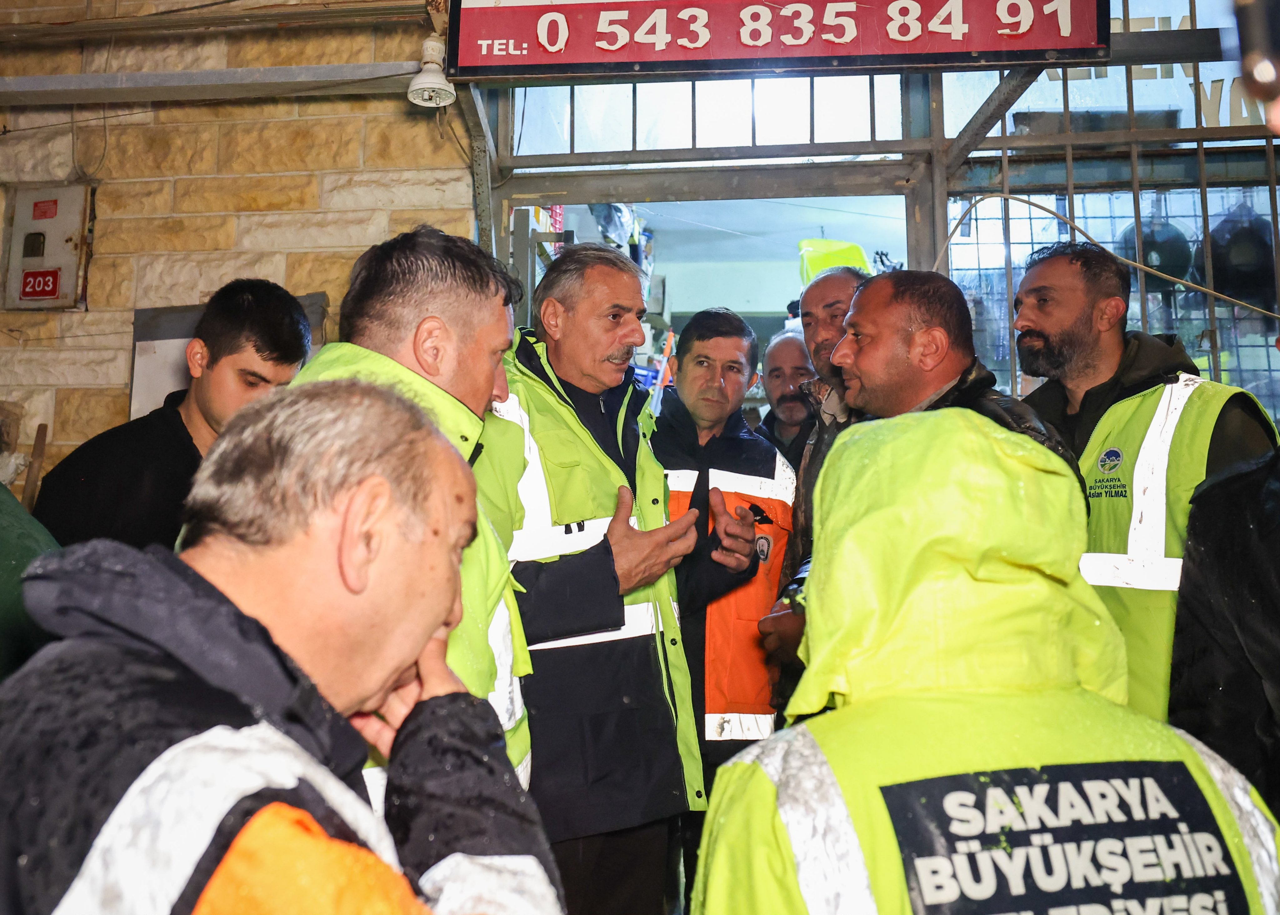 “İlk andan itibaren sahadayız, vatandaşlarımızın yanındayız”
