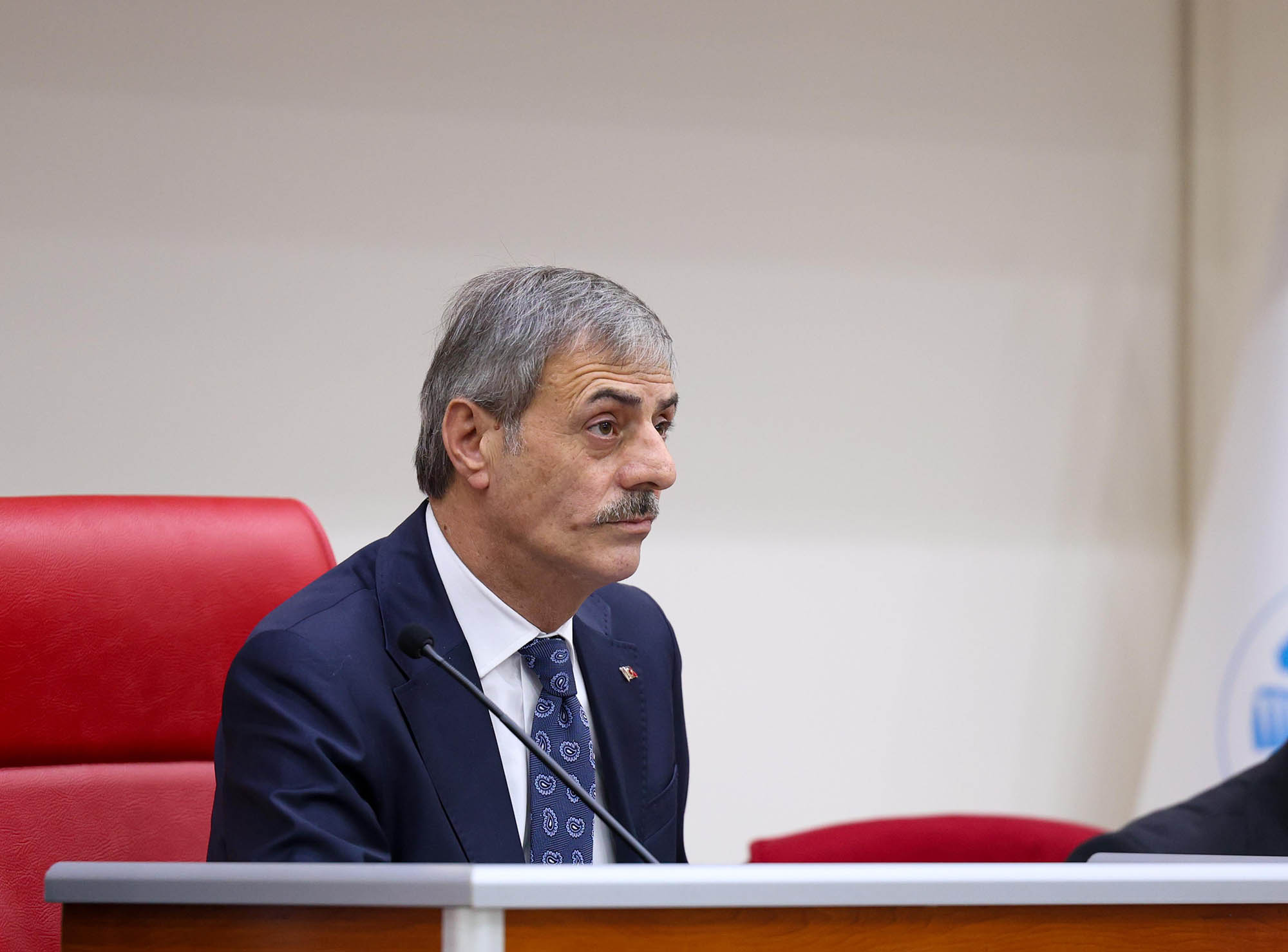 Yusuf Alemdar başkanlığında ilk meclis: “Sakarya’nın kalkınması, milletimizin refahı için yorulmadan çalışacağız”