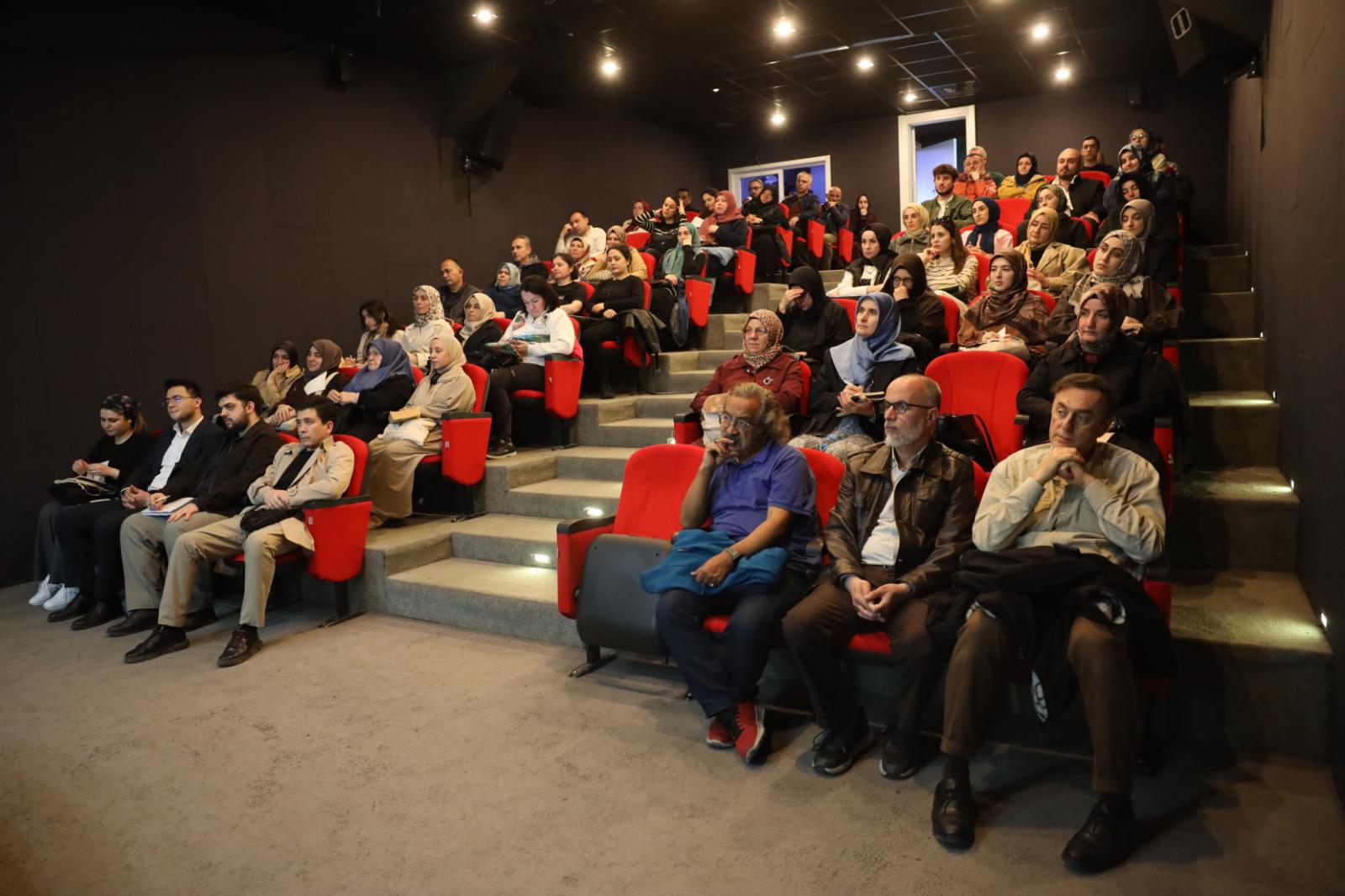 Akademi’de ilk ders Mesnevi: “Kendini bilmenin rehberi”